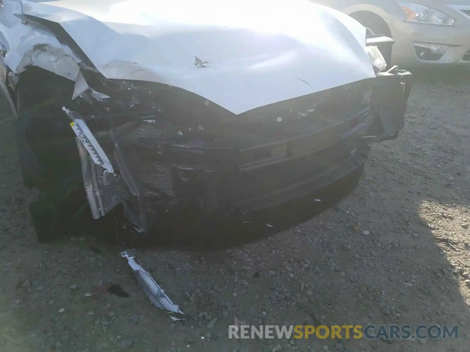 9 Photograph of a damaged car 5YJSA1E22LF362925 TESLA MODEL S 2020