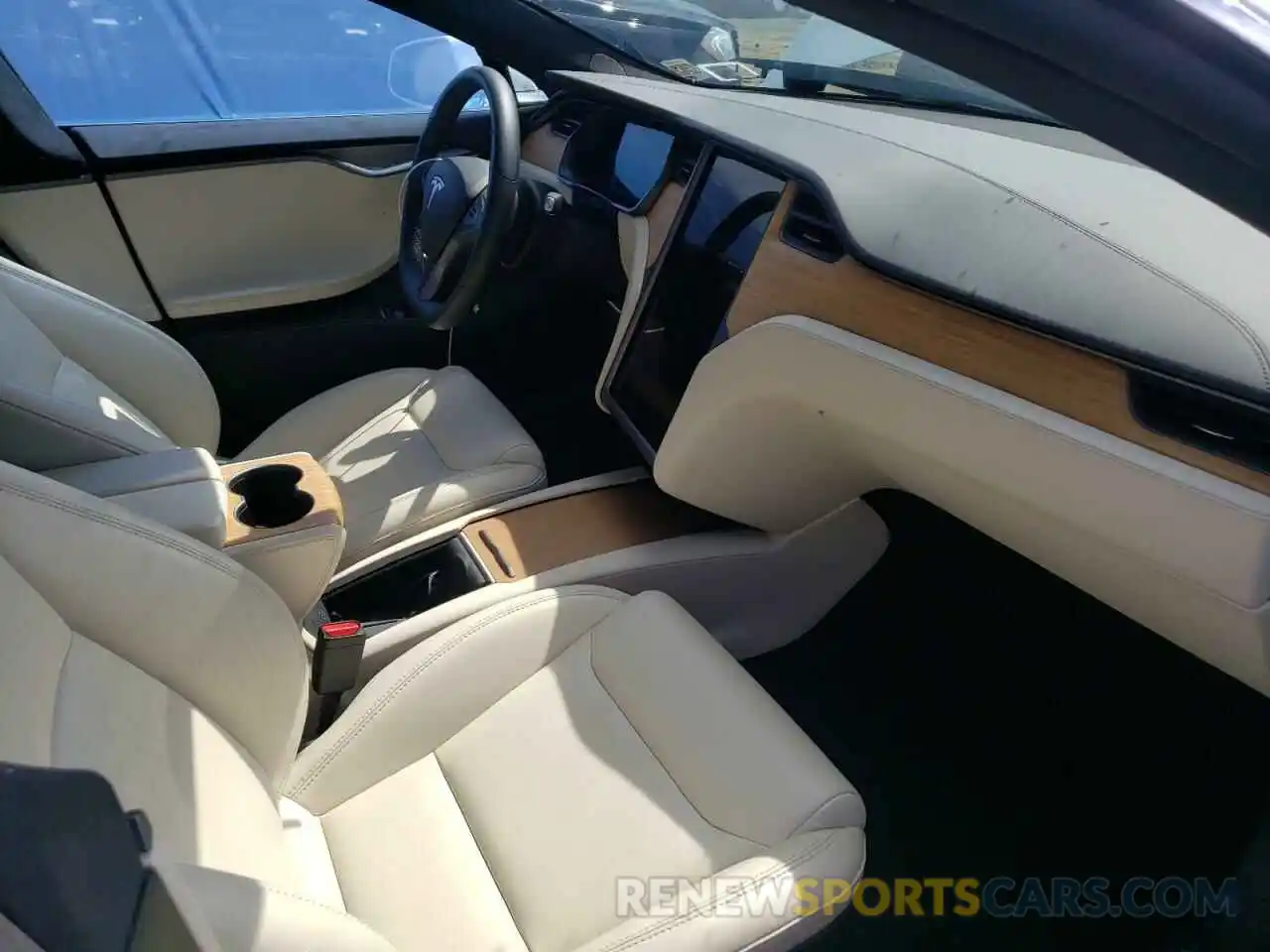 5 Photograph of a damaged car 5YJSA1E22LF369096 TESLA MODEL S 2020