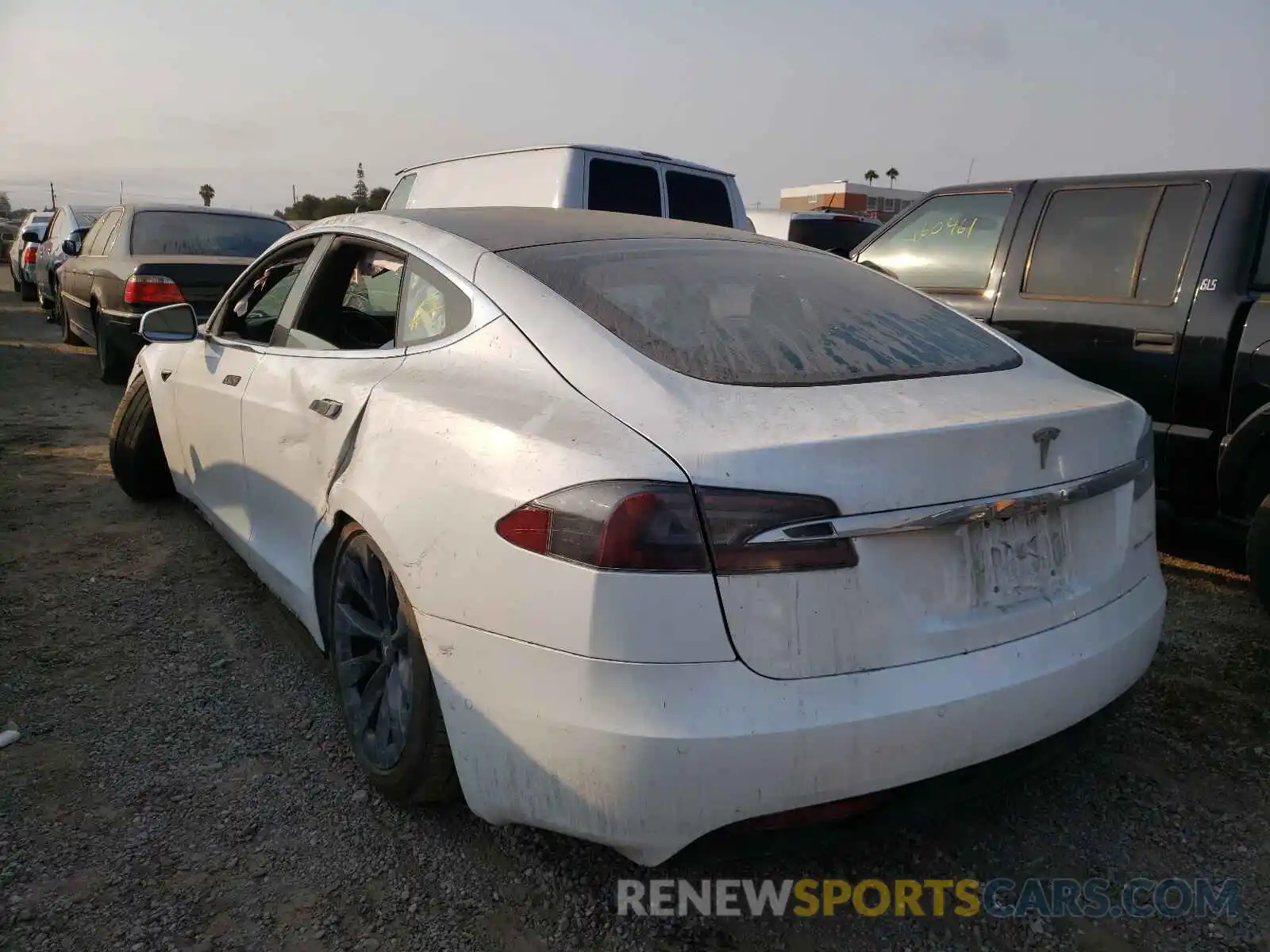 3 Фотография поврежденного автомобиля 5YJSA1E22LF378915 TESLA MODEL S 2020