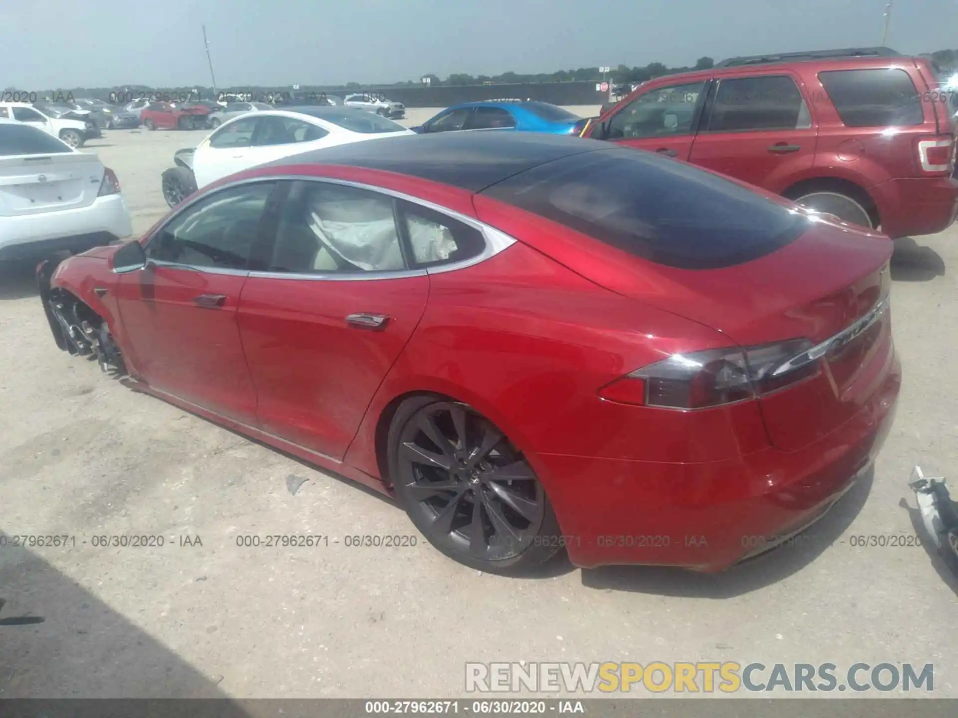 3 Photograph of a damaged car 5YJSA1E22LF380082 TESLA MODEL S 2020