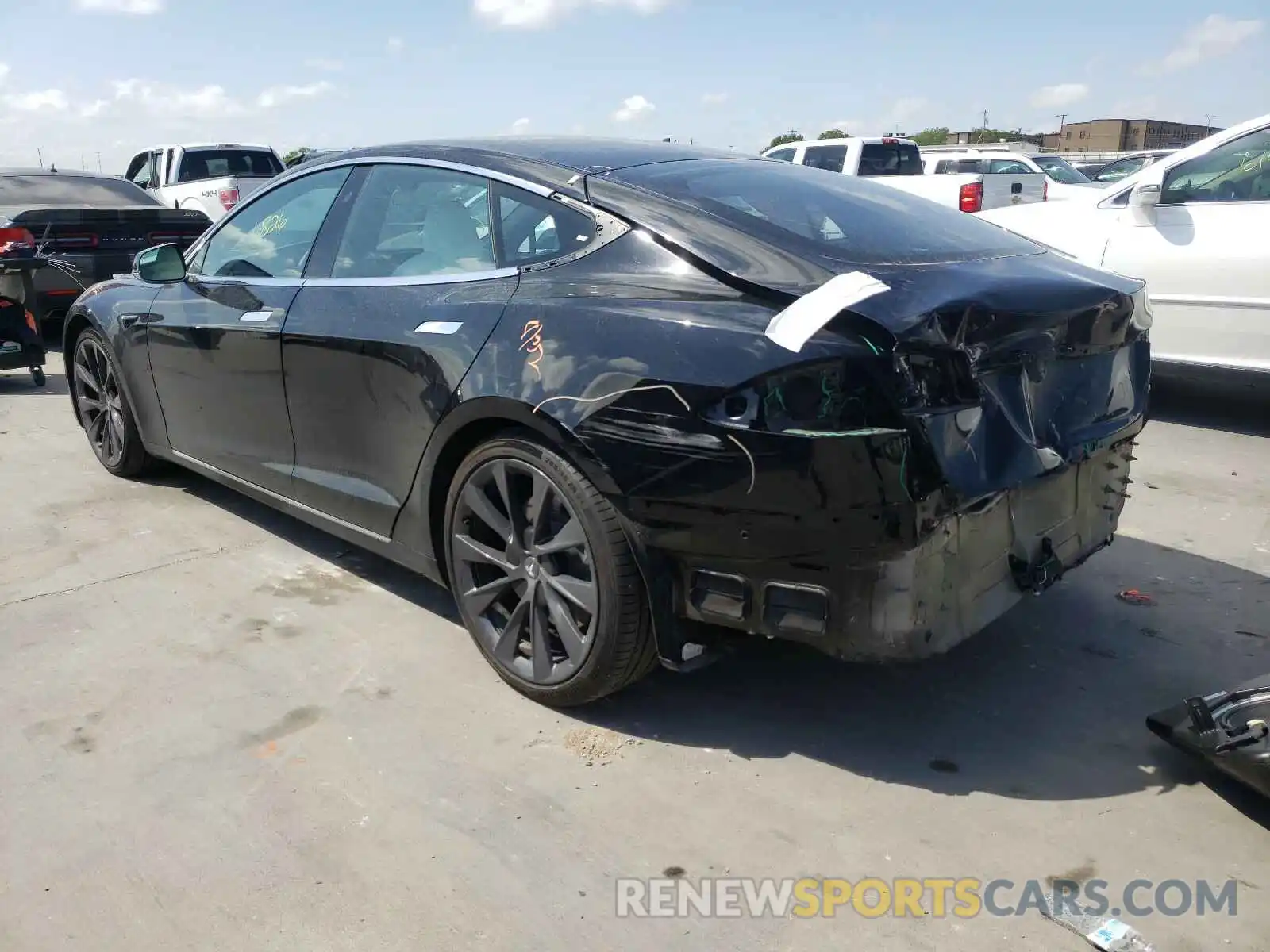 3 Photograph of a damaged car 5YJSA1E22LF390644 TESLA MODEL S 2020