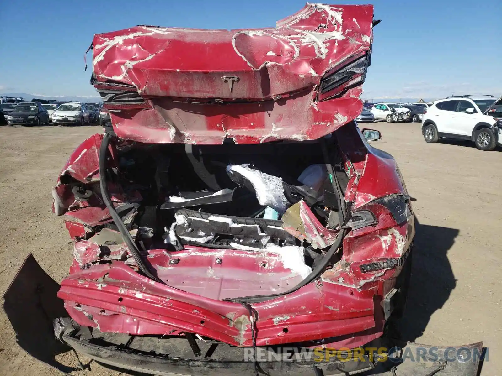 9 Photograph of a damaged car 5YJSA1E22LF411766 TESLA MODEL S 2020