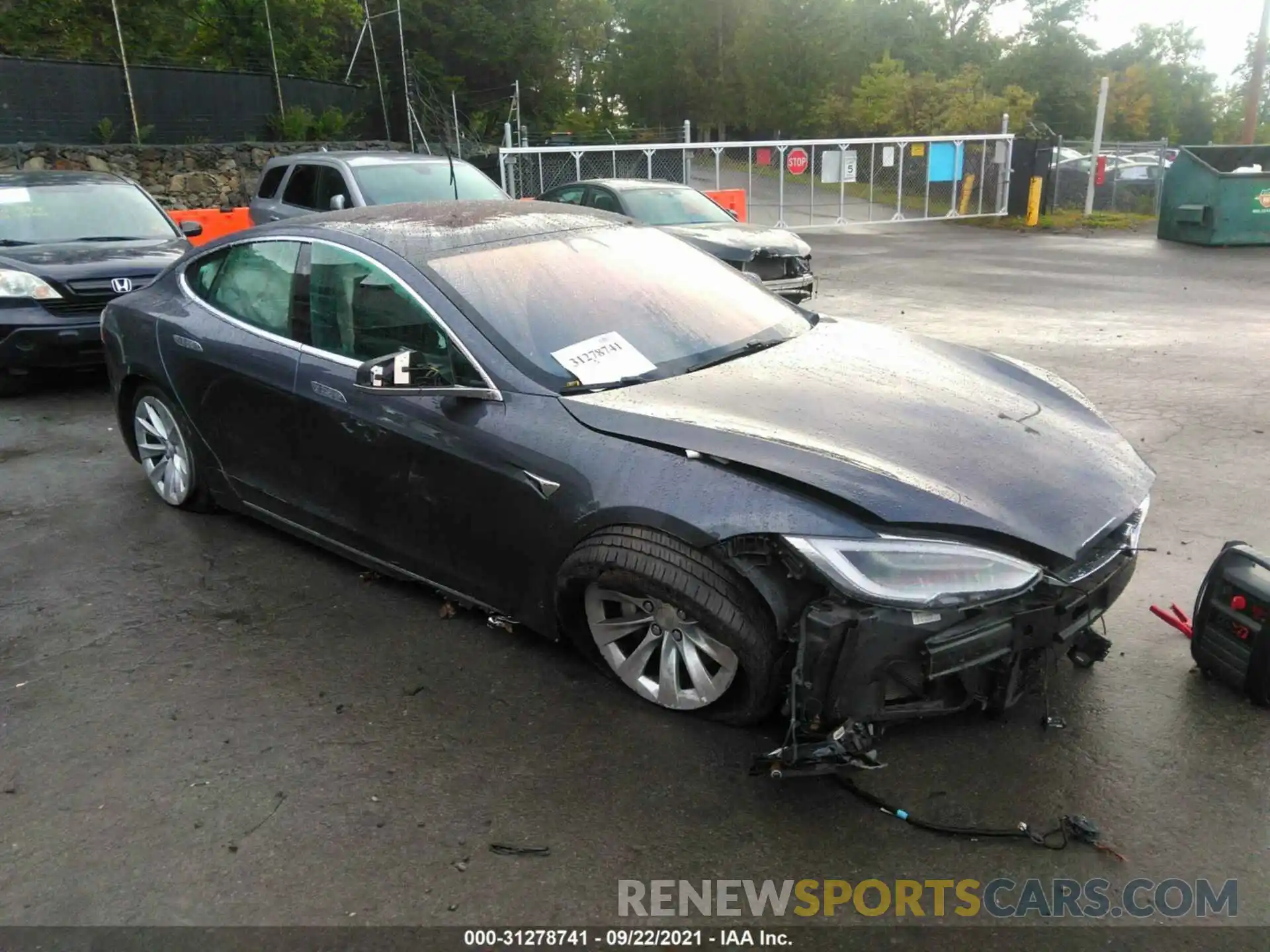 1 Photograph of a damaged car 5YJSA1E23LF360472 TESLA MODEL S 2020