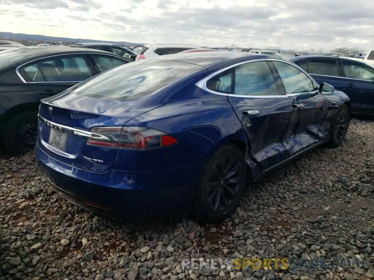 4 Фотография поврежденного автомобиля 5YJSA1E23LF361010 TESLA MODEL S 2020