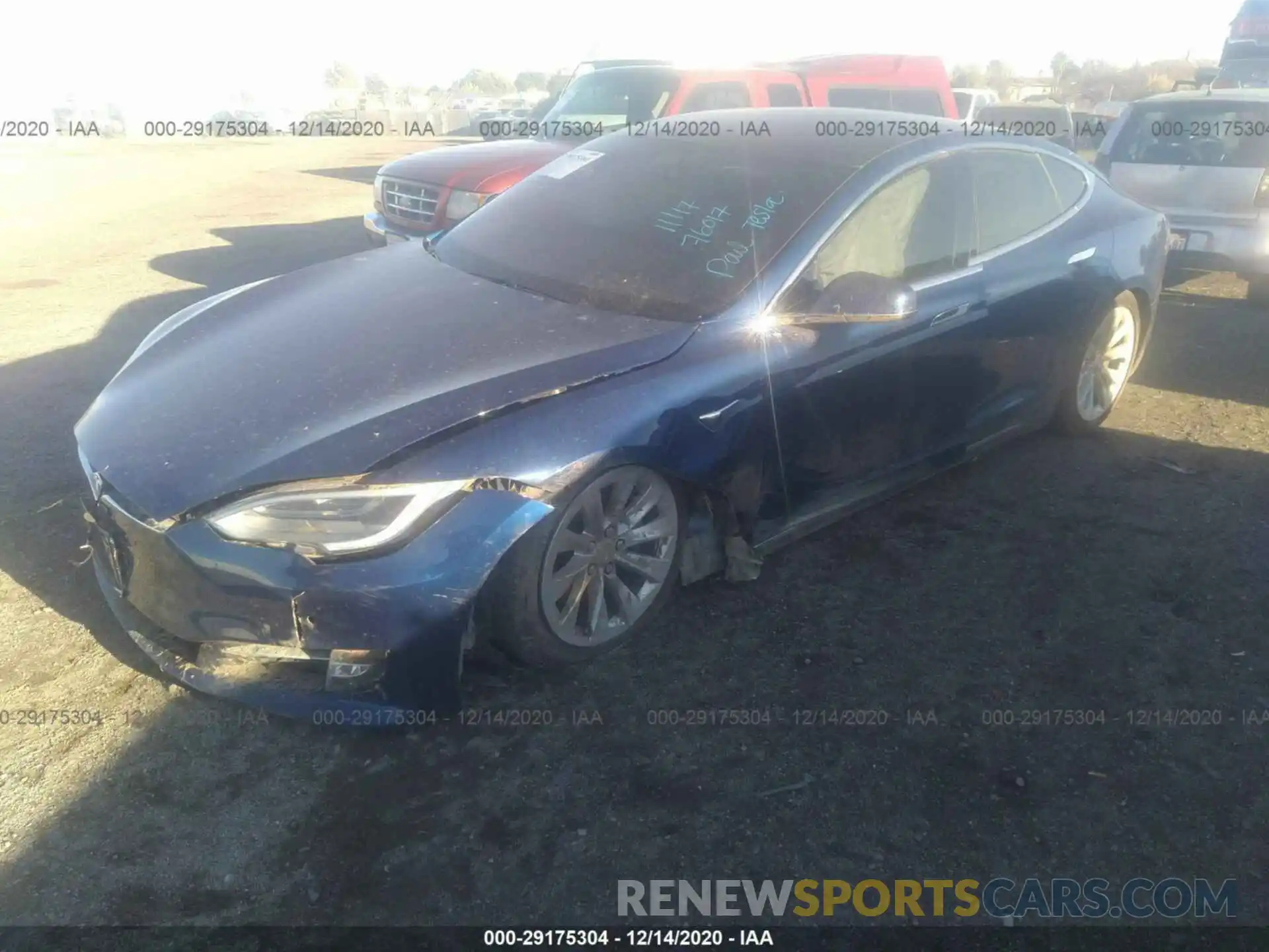 2 Photograph of a damaged car 5YJSA1E23LF362237 TESLA MODEL S 2020