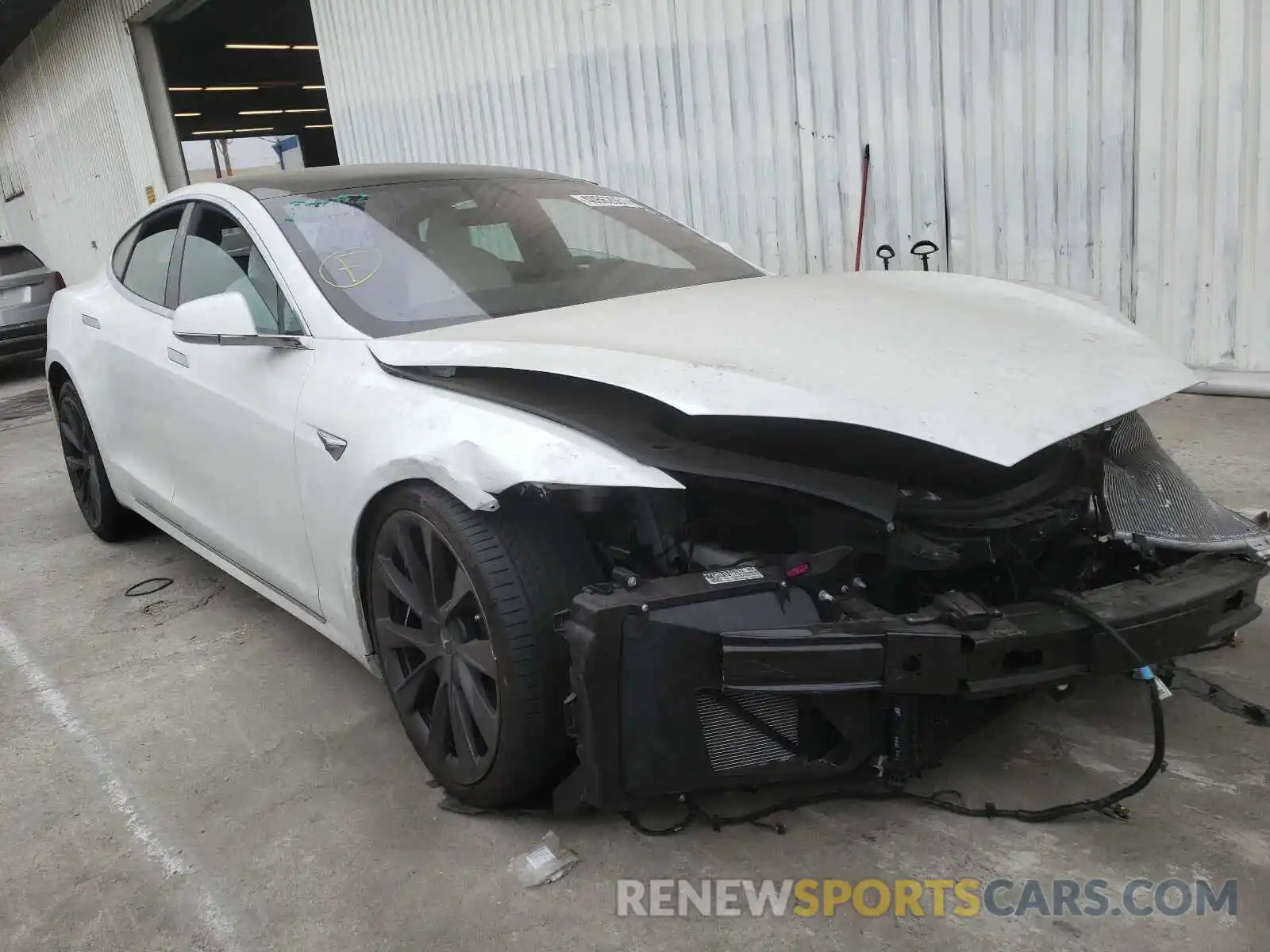 1 Photograph of a damaged car 5YJSA1E23LF402283 TESLA MODEL S 2020