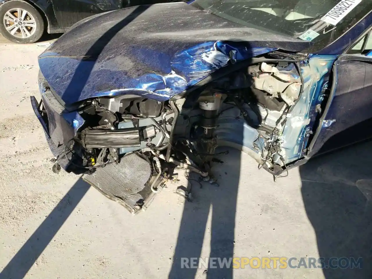 9 Photograph of a damaged car 5YJSA1E24LF359198 TESLA MODEL S 2020