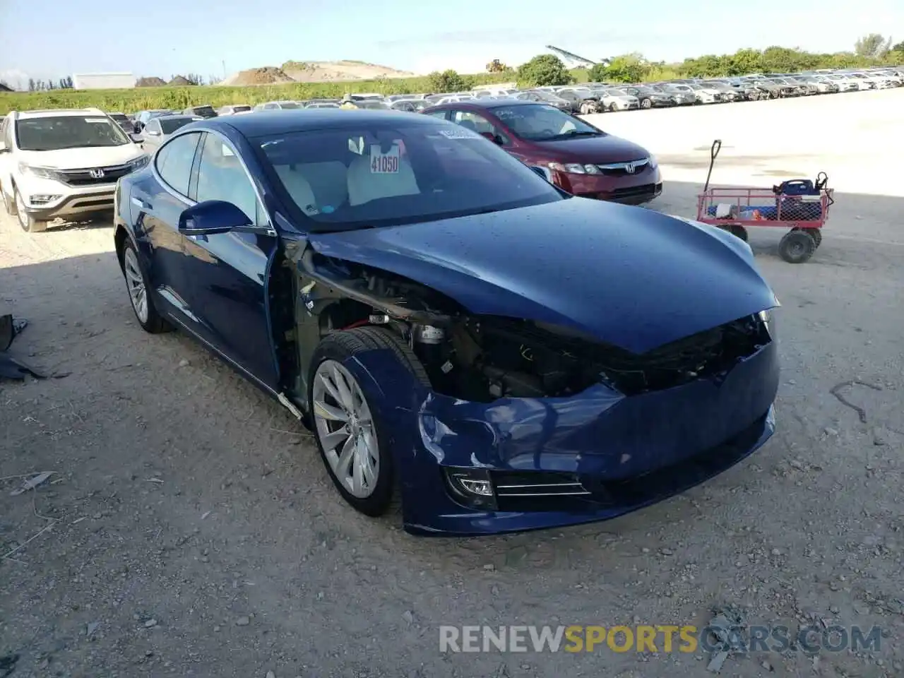 1 Photograph of a damaged car 5YJSA1E24LF363915 TESLA MODEL S 2020