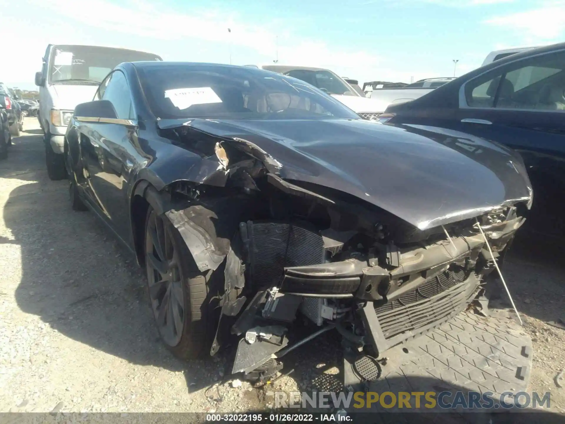 6 Photograph of a damaged car 5YJSA1E24LF415575 TESLA MODEL S 2020