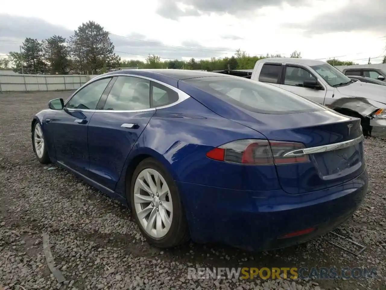 3 Photograph of a damaged car 5YJSA1E25LF359503 TESLA MODEL S 2020