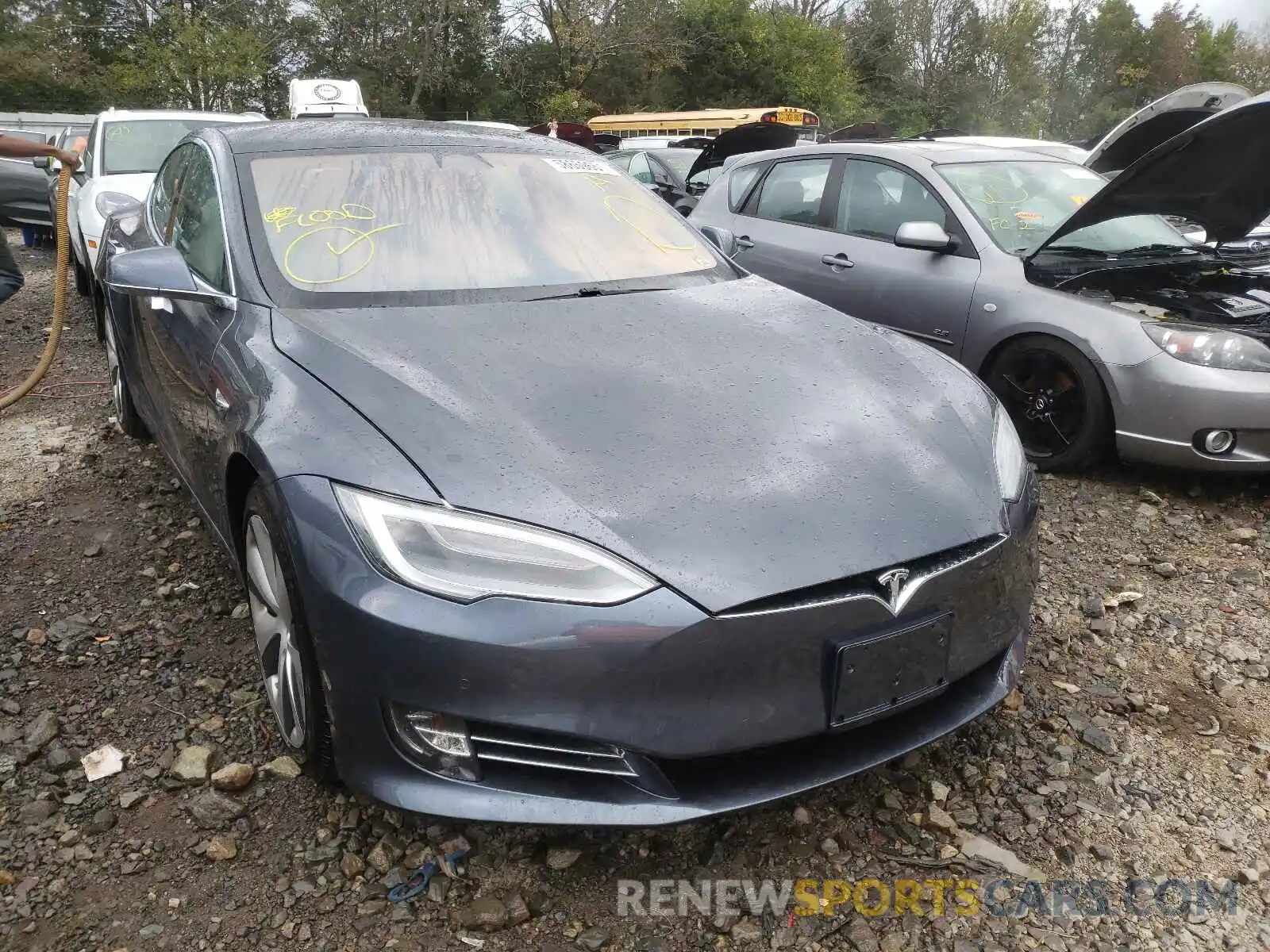 1 Photograph of a damaged car 5YJSA1E25LF382781 TESLA MODEL S 2020