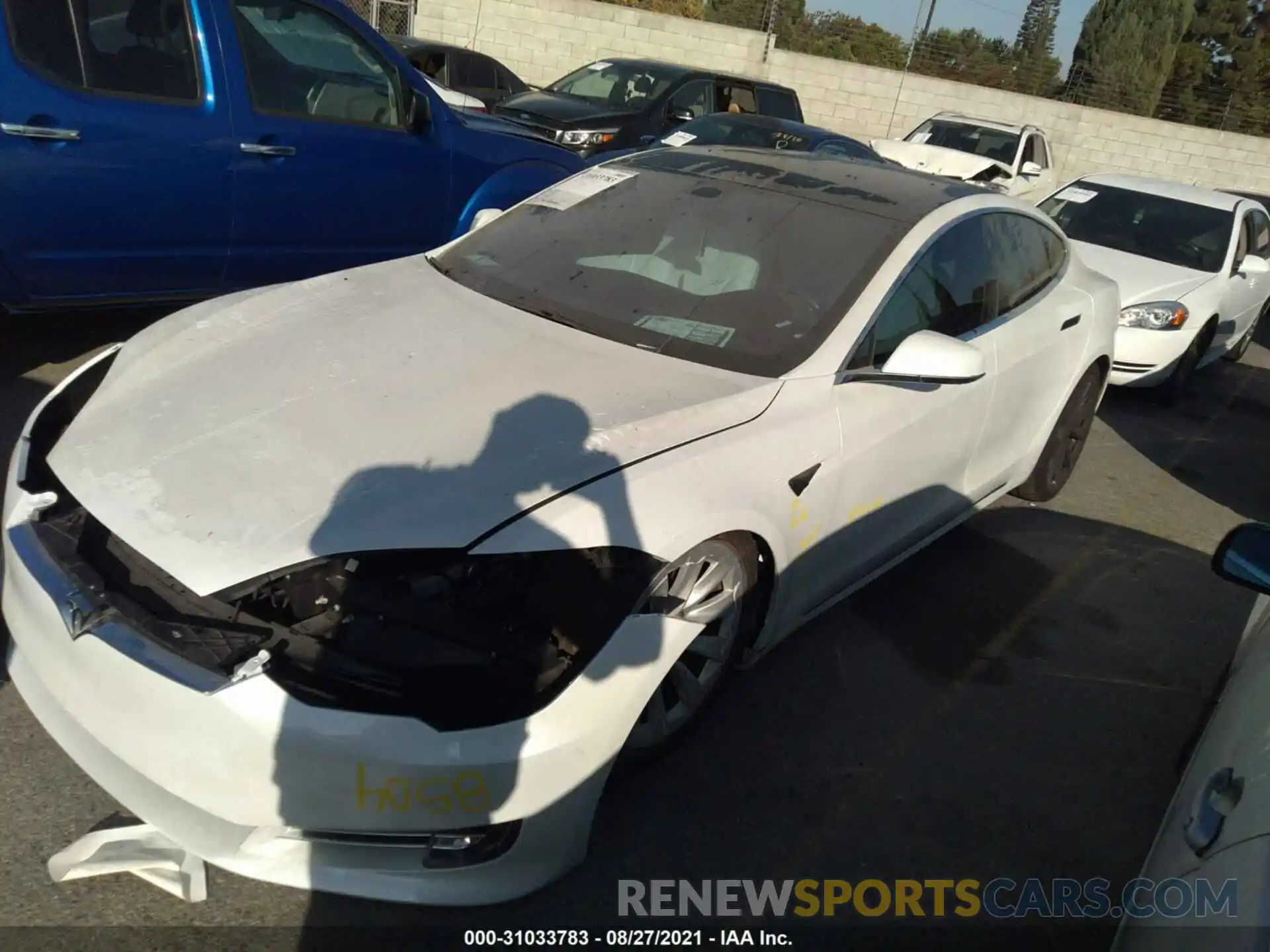 2 Photograph of a damaged car 5YJSA1E25LF396258 TESLA MODEL S 2020