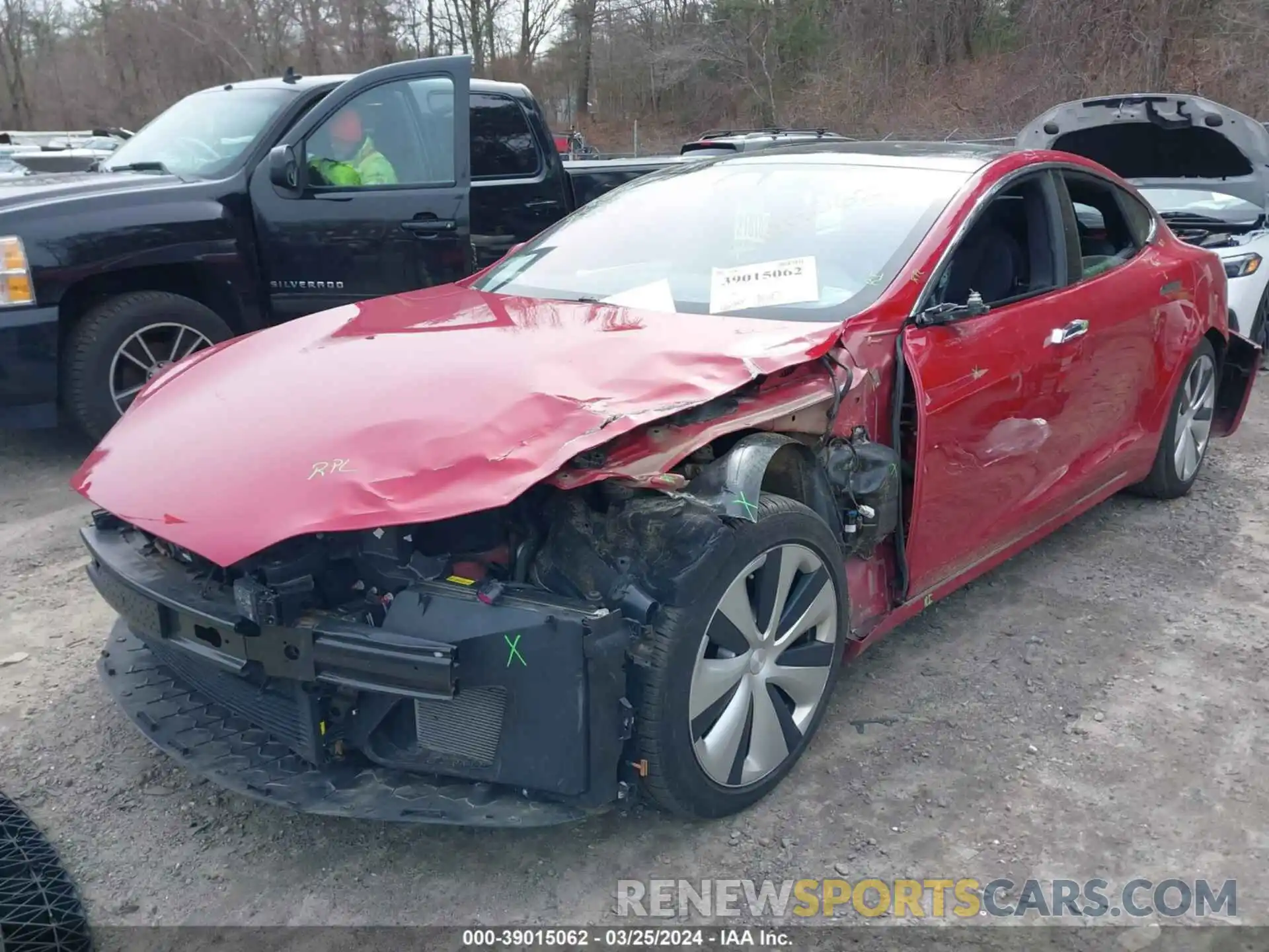 2 Photograph of a damaged car 5YJSA1E25LF412085 TESLA MODEL S 2020