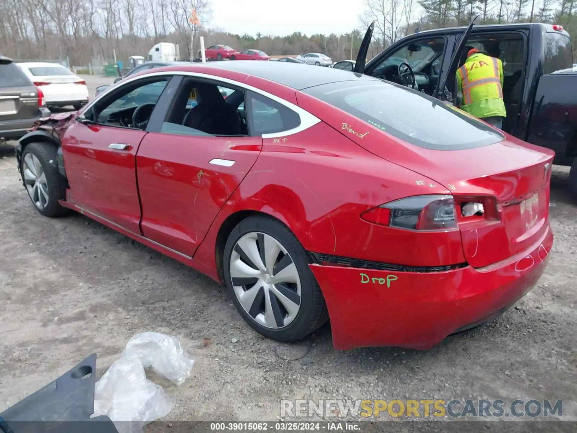 3 Photograph of a damaged car 5YJSA1E25LF412085 TESLA MODEL S 2020