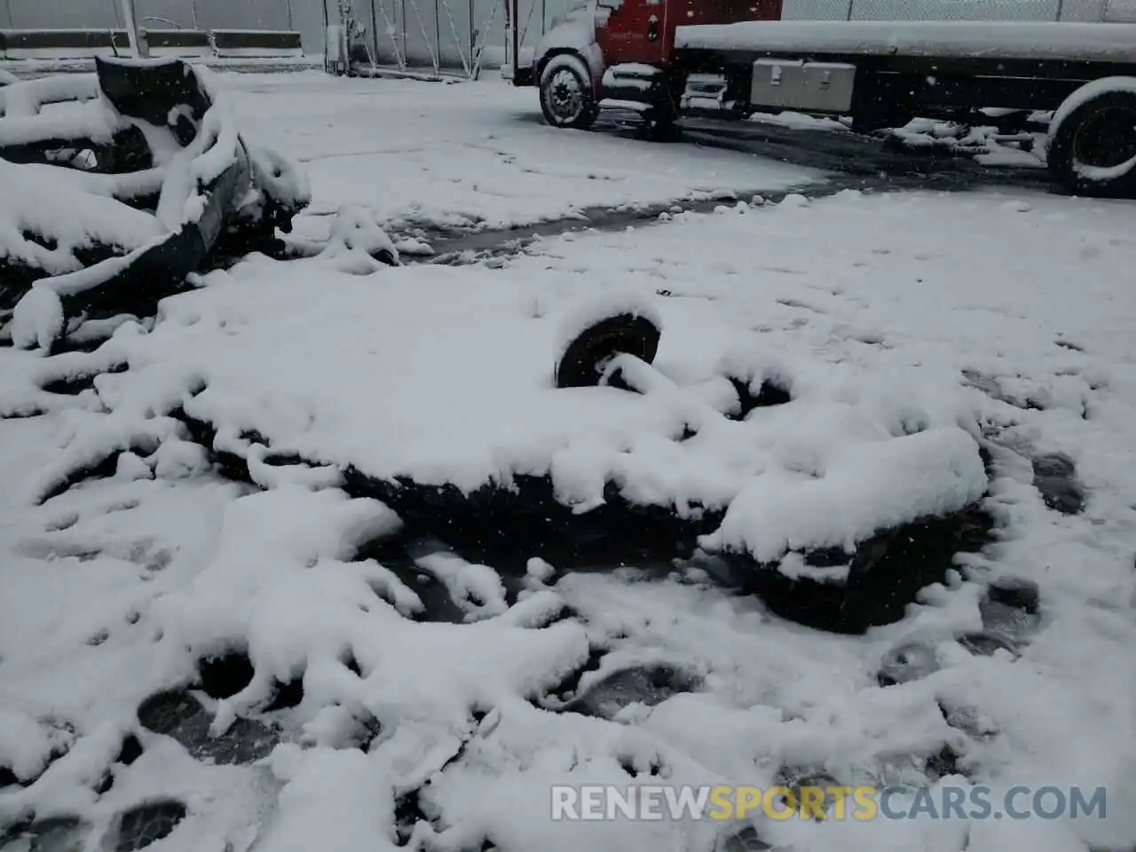 3 Photograph of a damaged car 5YJSA1E25LF415679 TESLA MODEL S 2020