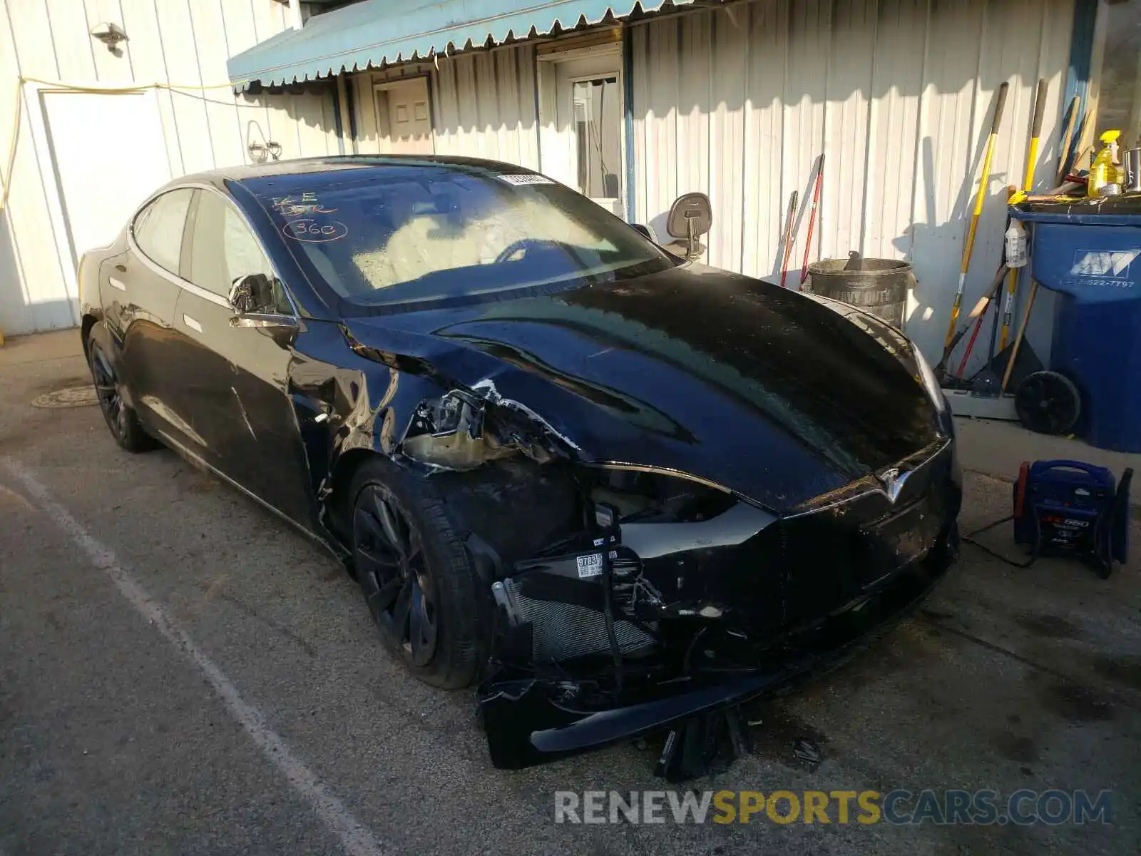 1 Photograph of a damaged car 5YJSA1E26LF360577 TESLA MODEL S 2020