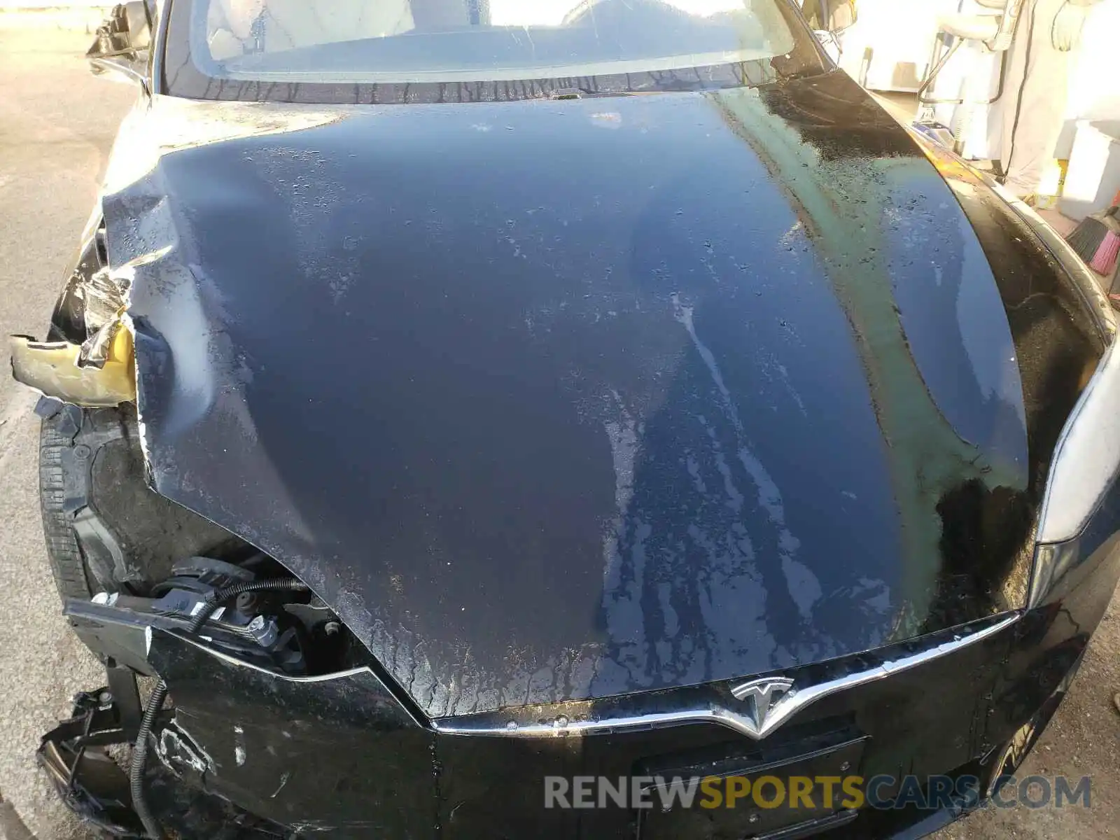 7 Photograph of a damaged car 5YJSA1E26LF360577 TESLA MODEL S 2020