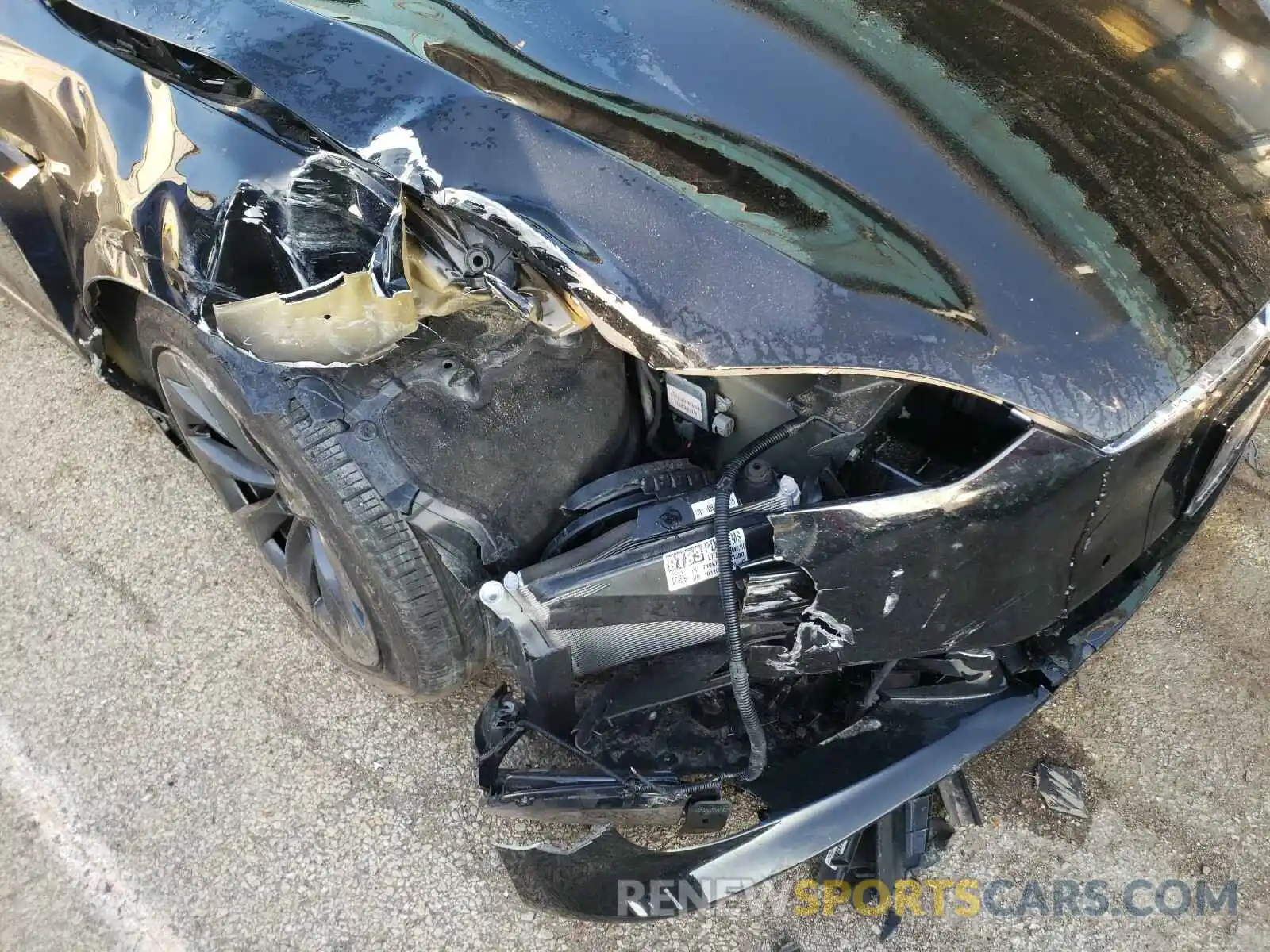 9 Фотография поврежденного автомобиля 5YJSA1E26LF360577 TESLA MODEL S 2020