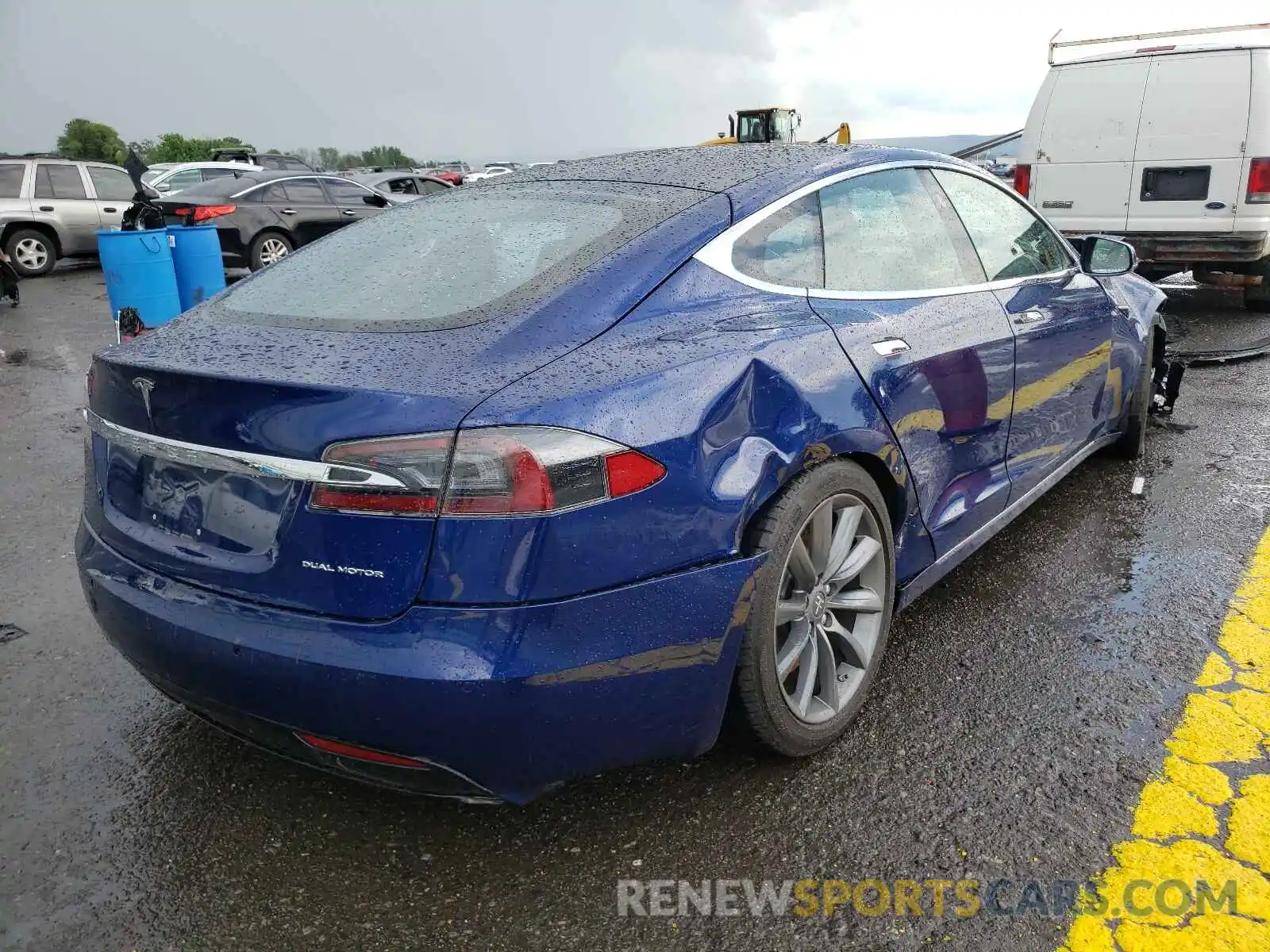 4 Фотография поврежденного автомобиля 5YJSA1E26LF363267 TESLA MODEL S 2020