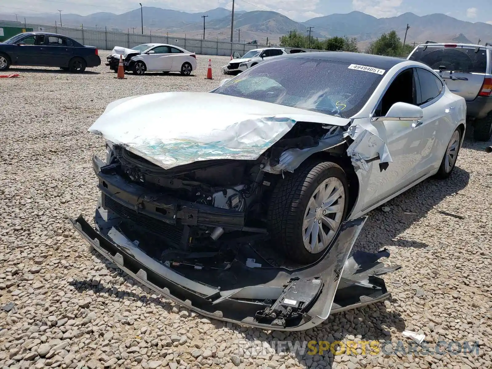 2 Photograph of a damaged car 5YJSA1E26LF366847 TESLA MODEL S 2020