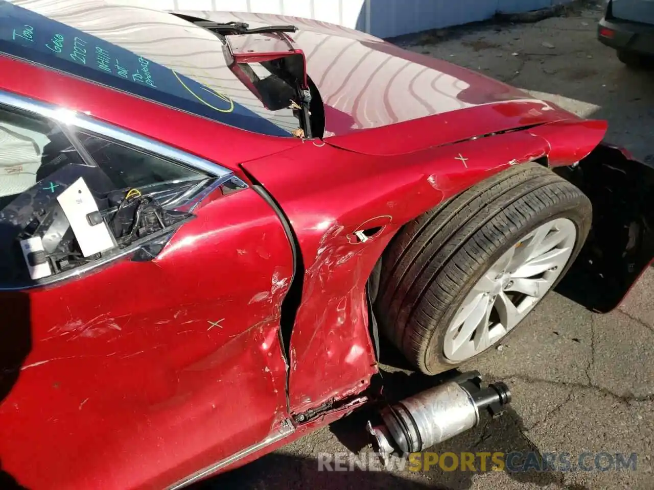 9 Photograph of a damaged car 5YJSA1E26LF369148 TESLA MODEL S 2020