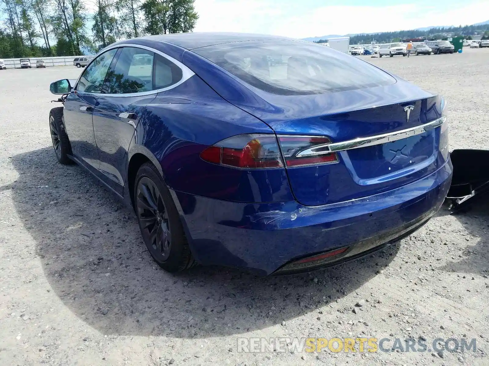 3 Фотография поврежденного автомобиля 5YJSA1E26LF389299 TESLA MODEL S 2020