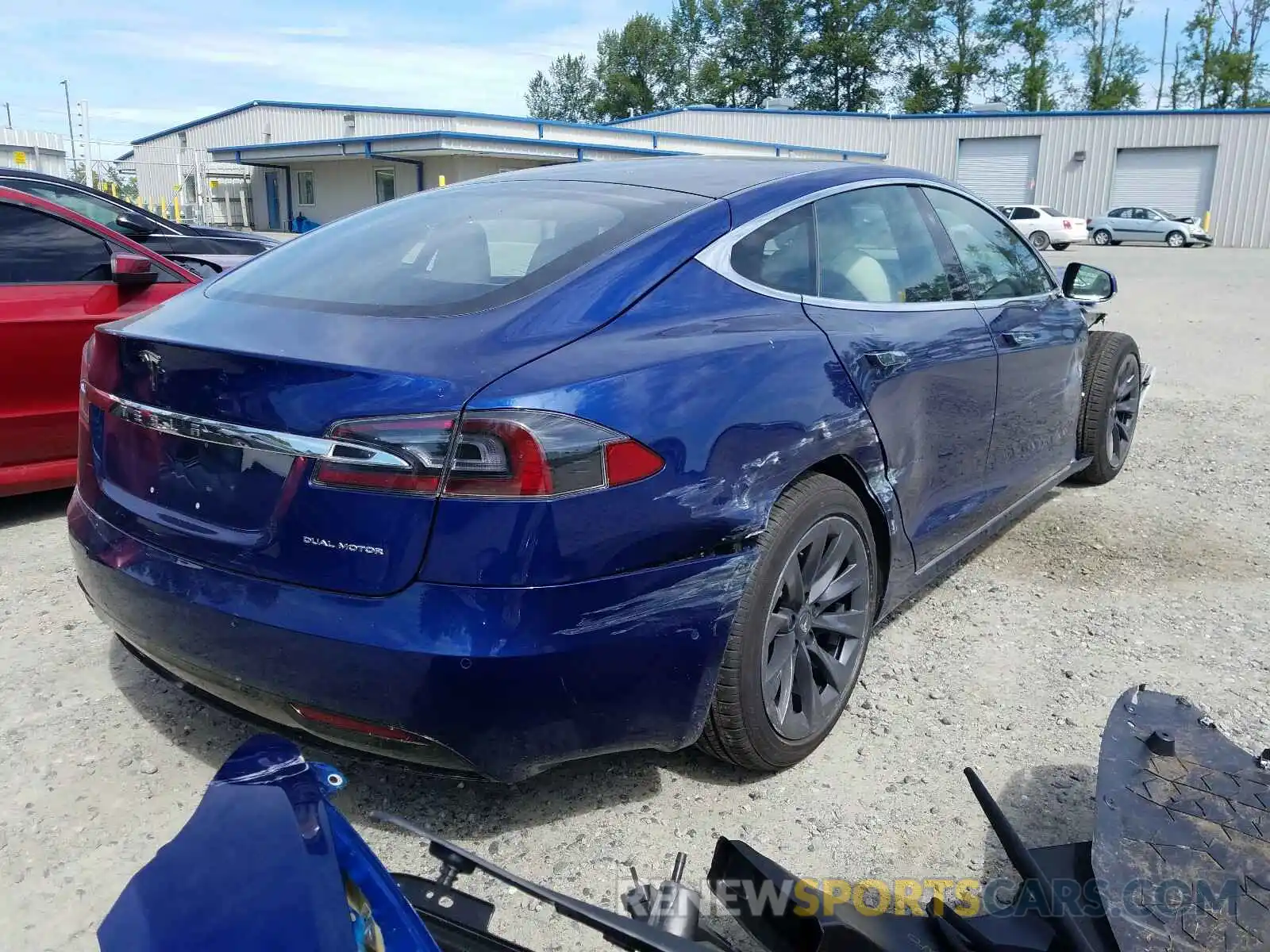 4 Photograph of a damaged car 5YJSA1E26LF389299 TESLA MODEL S 2020