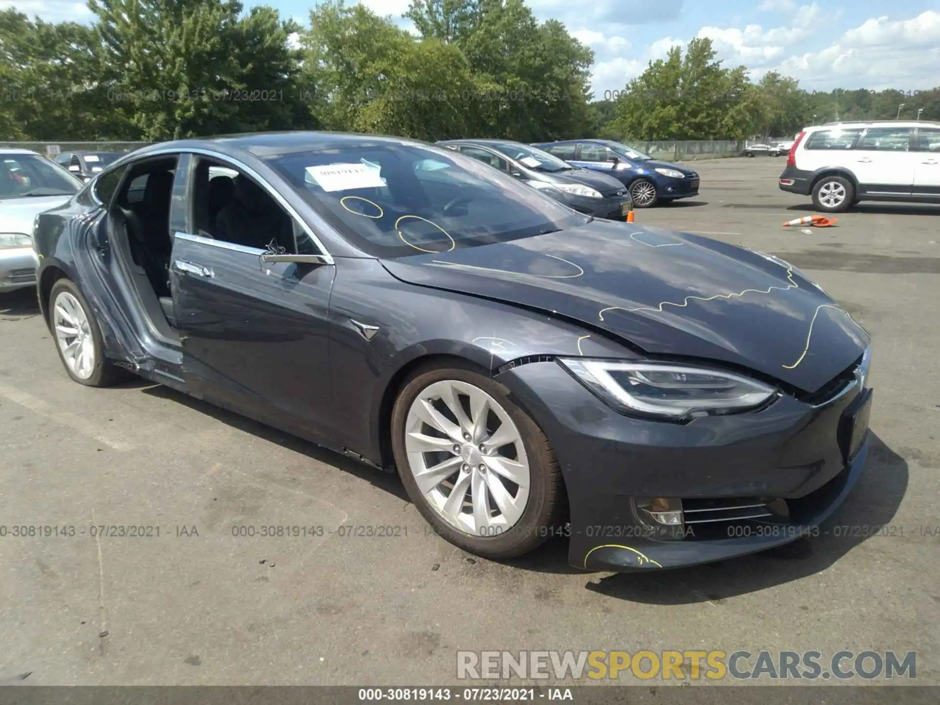 1 Photograph of a damaged car 5YJSA1E27LF351385 TESLA MODEL S 2020