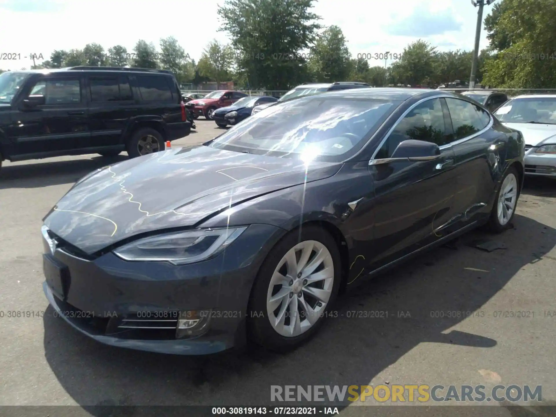 2 Photograph of a damaged car 5YJSA1E27LF351385 TESLA MODEL S 2020