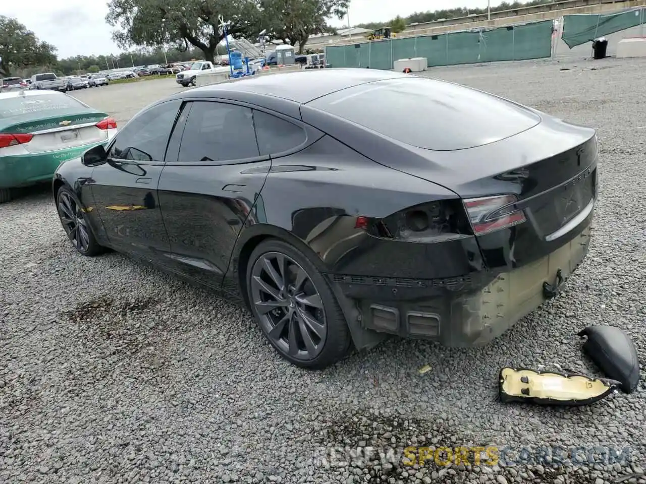 2 Photograph of a damaged car 5YJSA1E27LF358935 TESLA MODEL S 2020