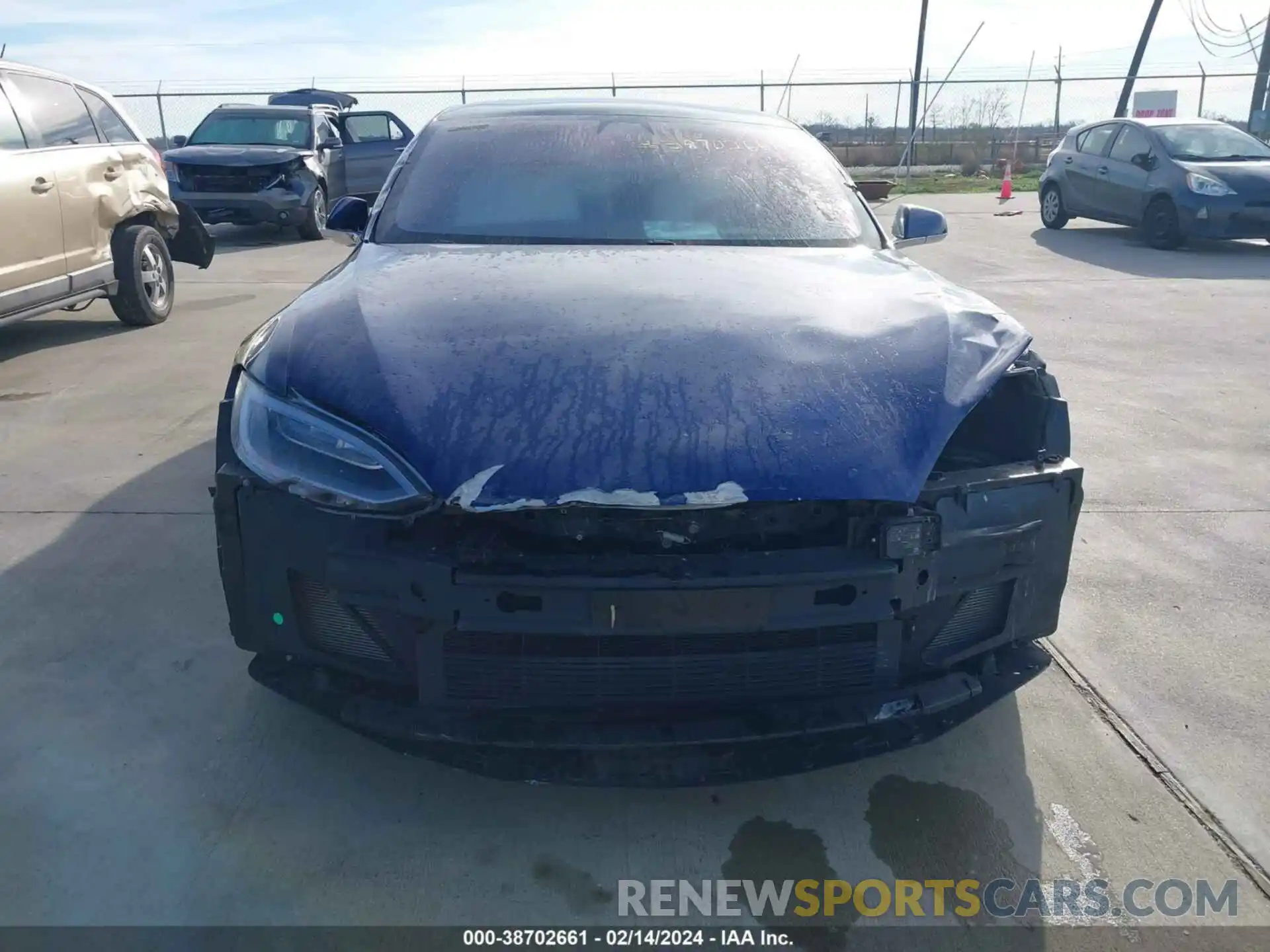 13 Photograph of a damaged car 5YJSA1E27LF366694 TESLA MODEL S 2020