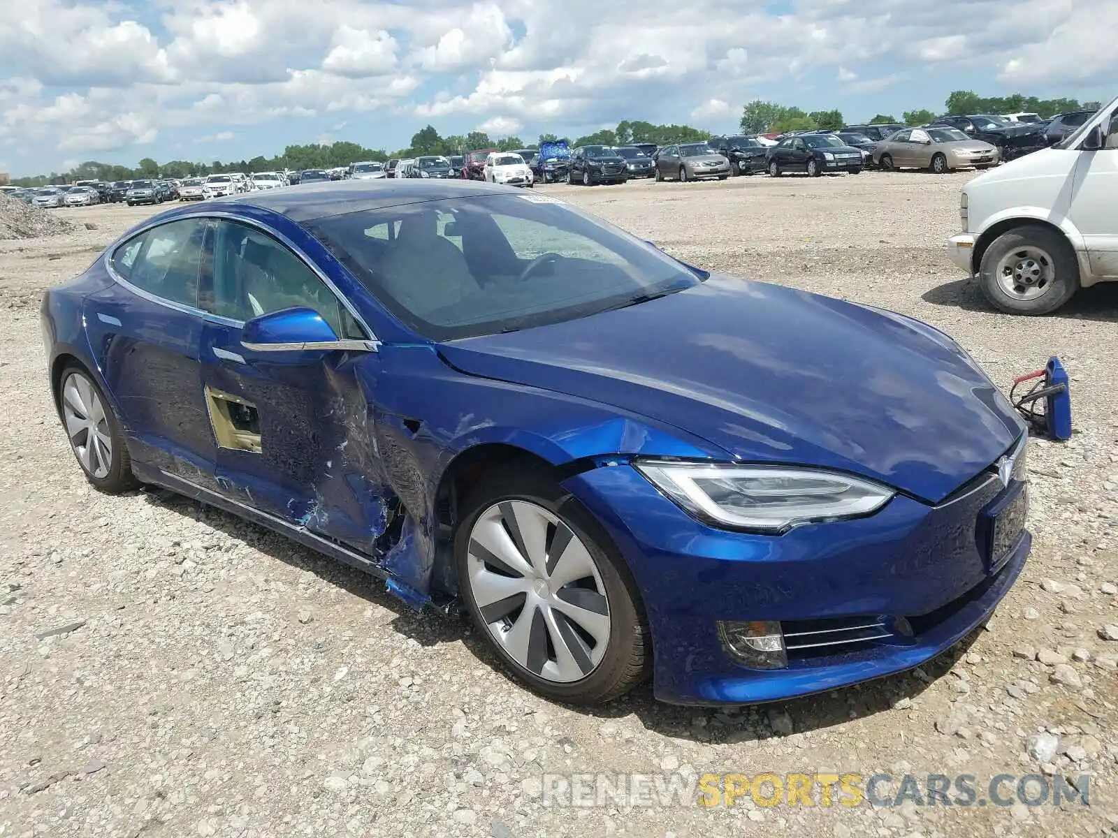 1 Фотография поврежденного автомобиля 5YJSA1E27LF378778 TESLA MODEL S 2020