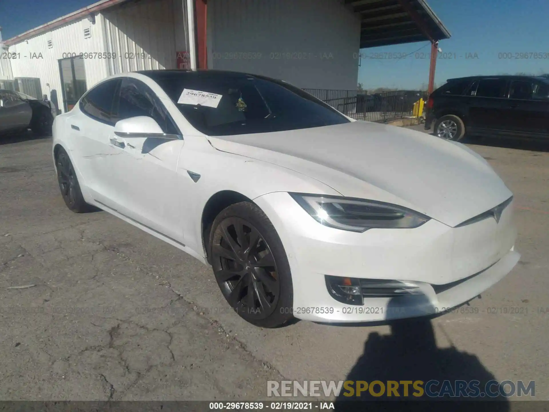 1 Photograph of a damaged car 5YJSA1E28LF353985 TESLA MODEL S 2020