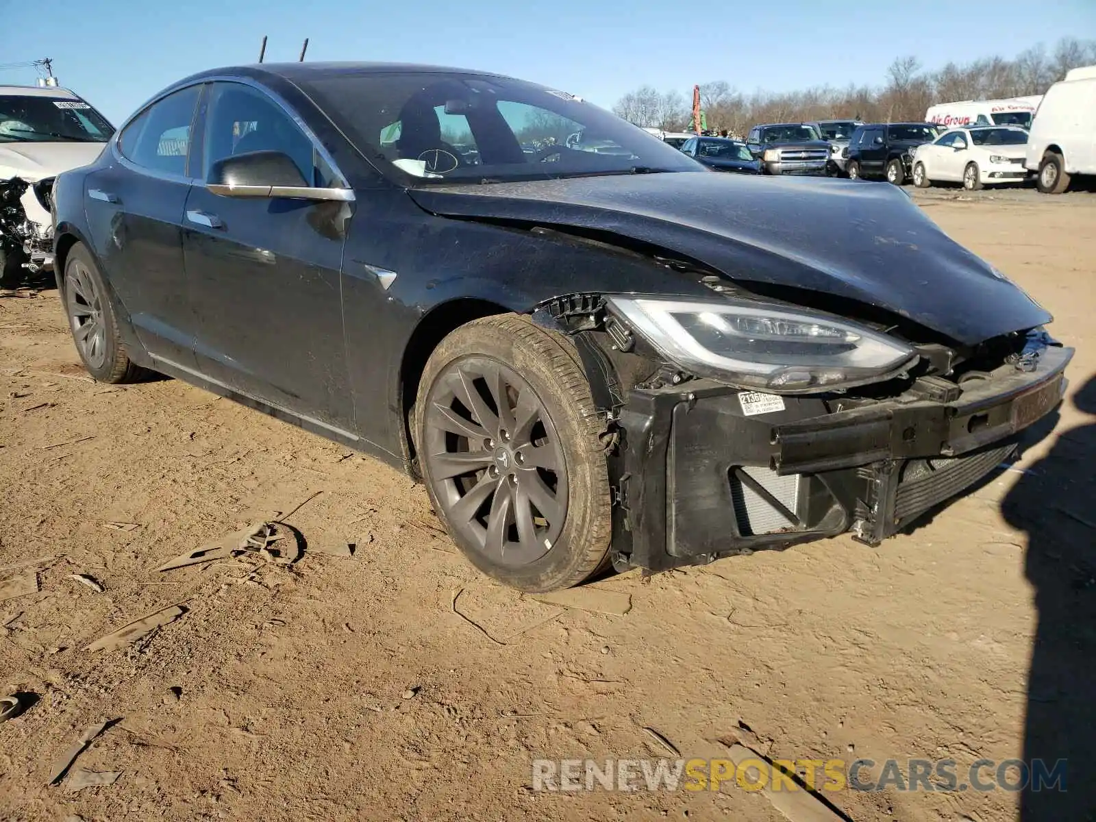 1 Photograph of a damaged car 5YJSA1E28LF363304 TESLA MODEL S 2020