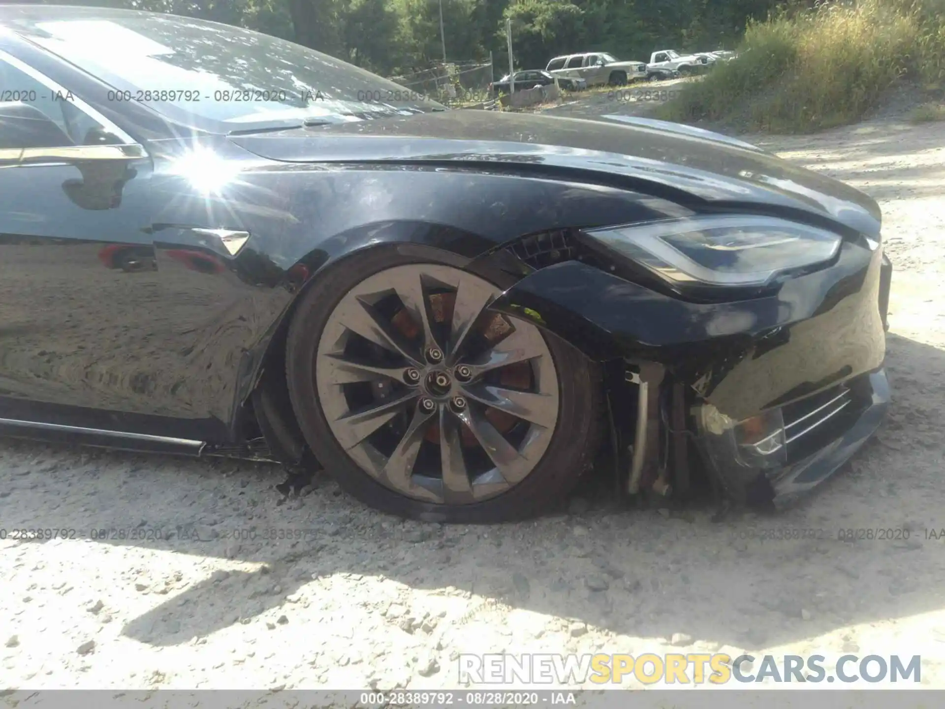 6 Photograph of a damaged car 5YJSA1E28LF363982 TESLA MODEL S 2020