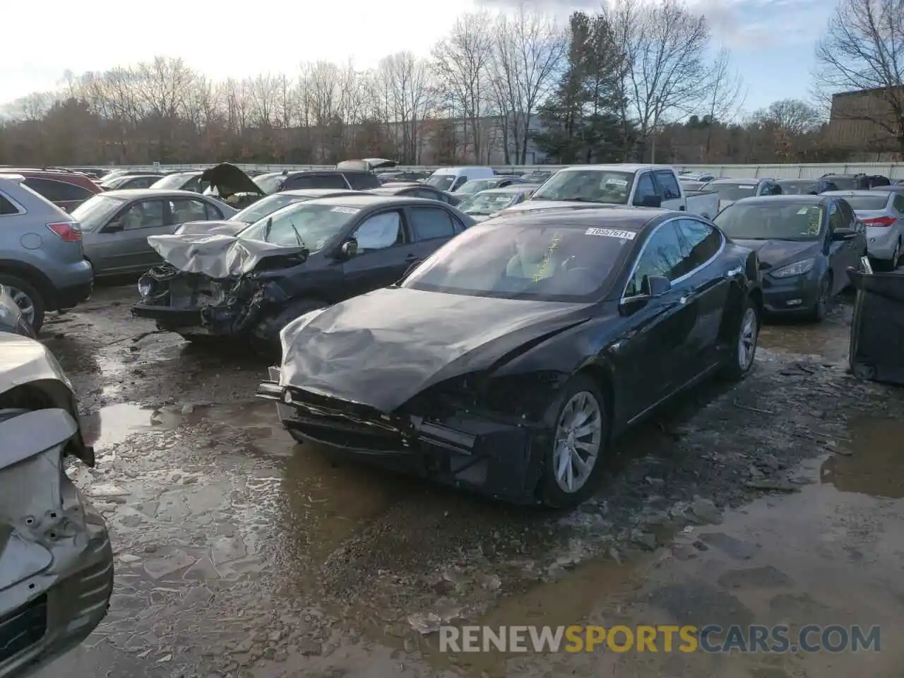 2 Photograph of a damaged car 5YJSA1E29LF359763 TESLA MODEL S 2020