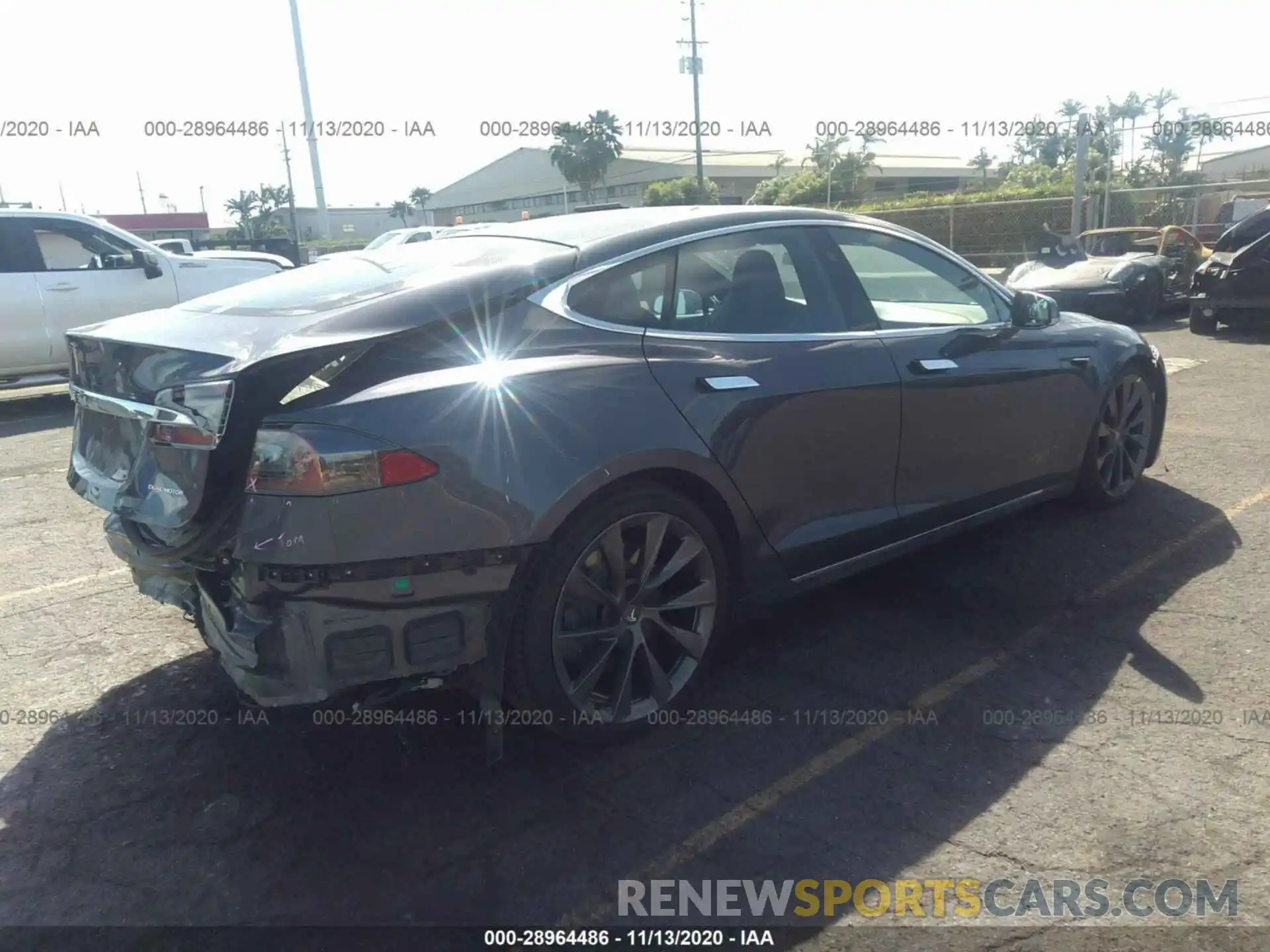 4 Photograph of a damaged car 5YJSA1E29LF361769 TESLA MODEL S 2020