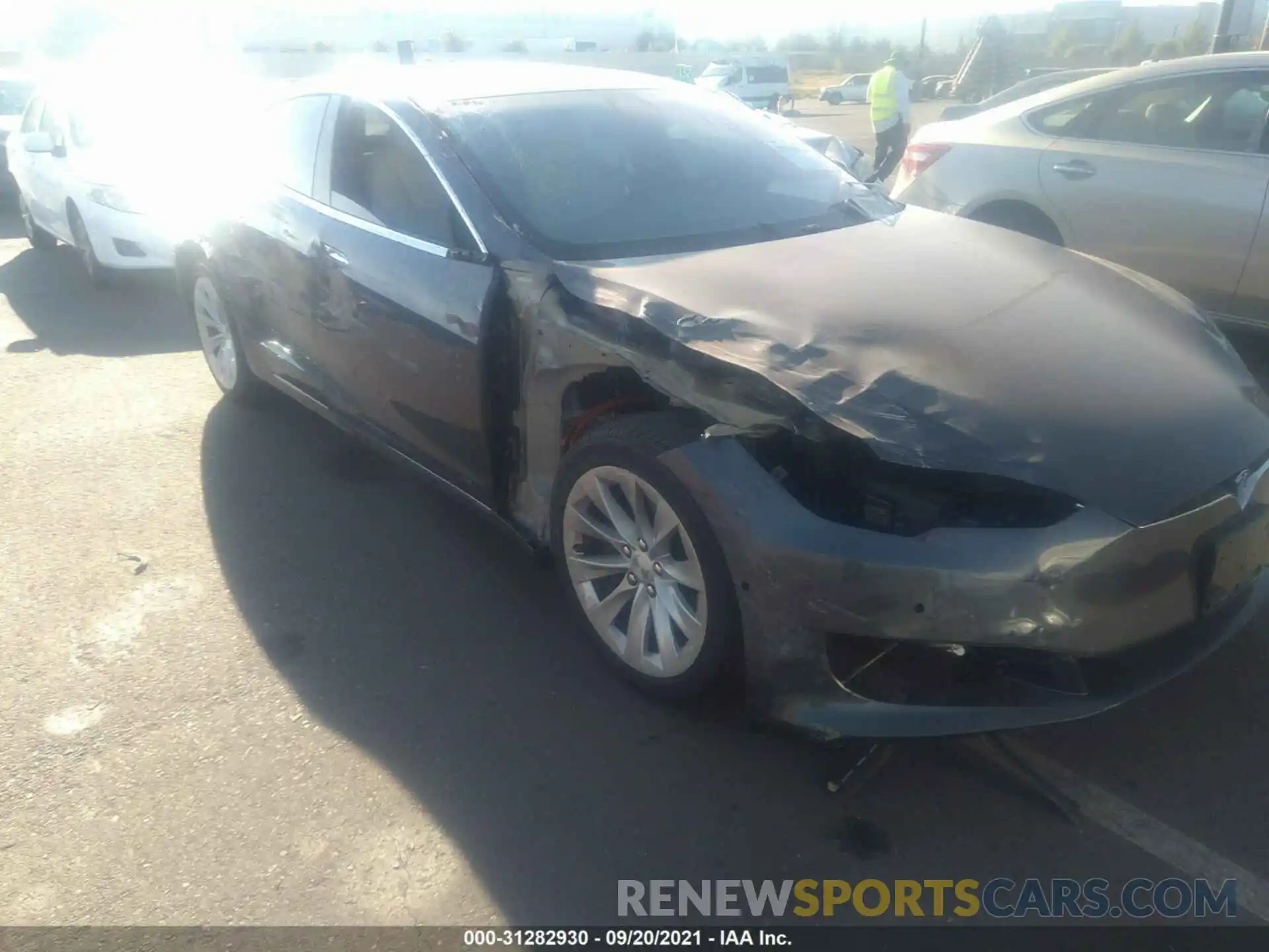 1 Photograph of a damaged car 5YJSA1E29LF363408 TESLA MODEL S 2020