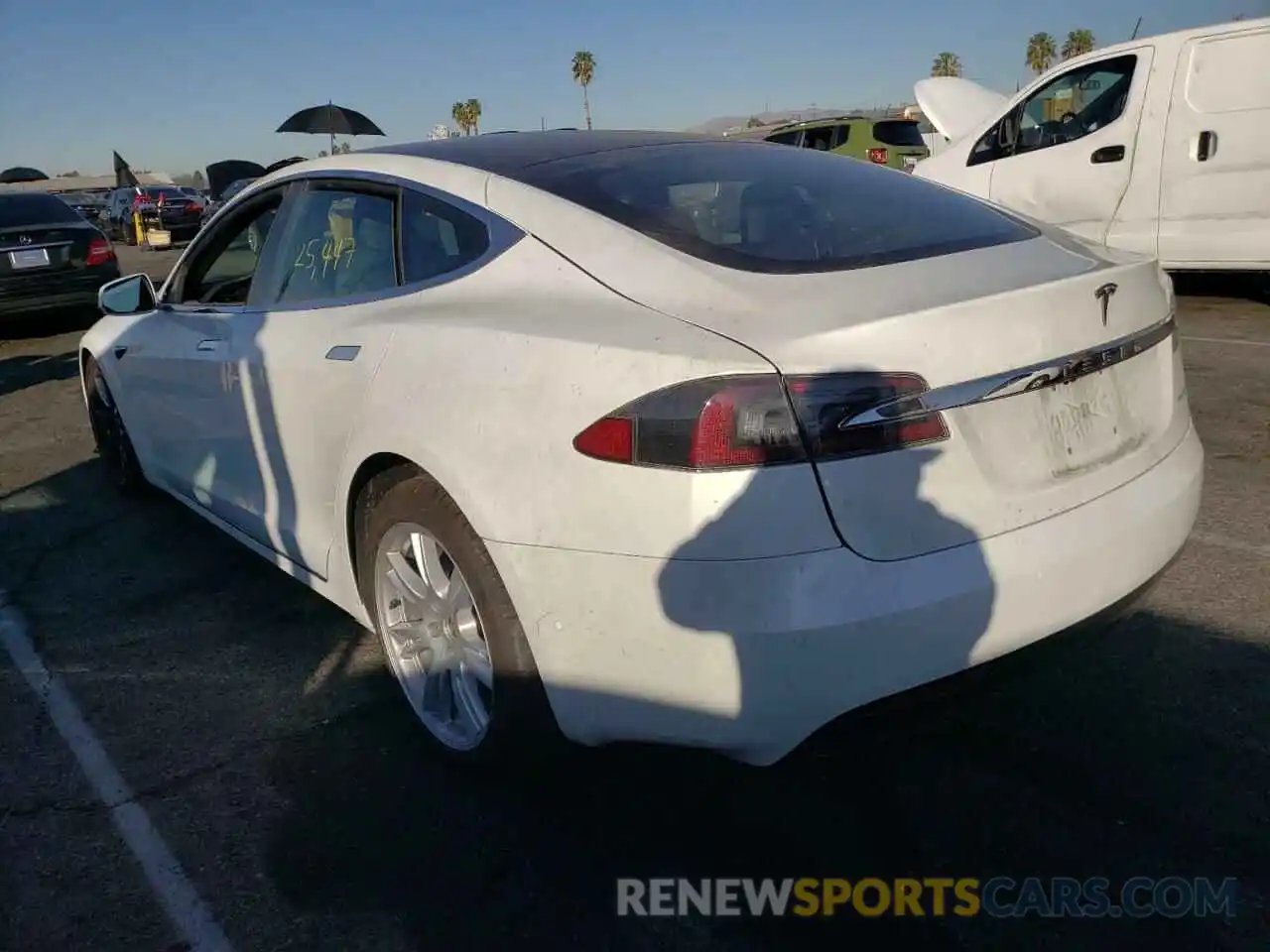 3 Photograph of a damaged car 5YJSA1E29LF391371 TESLA MODEL S 2020