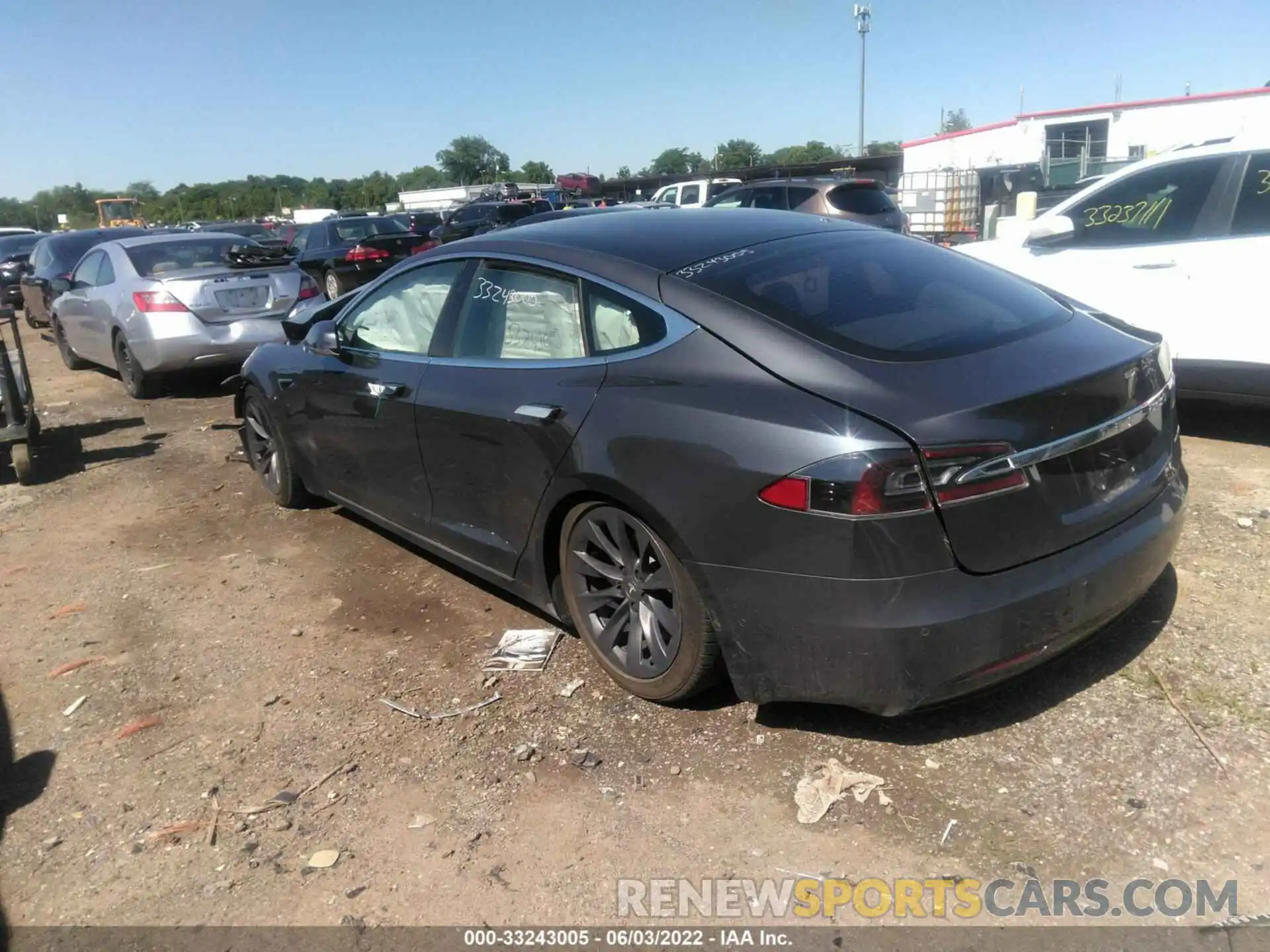 3 Фотография поврежденного автомобиля 5YJSA1E29LF392293 TESLA MODEL S 2020