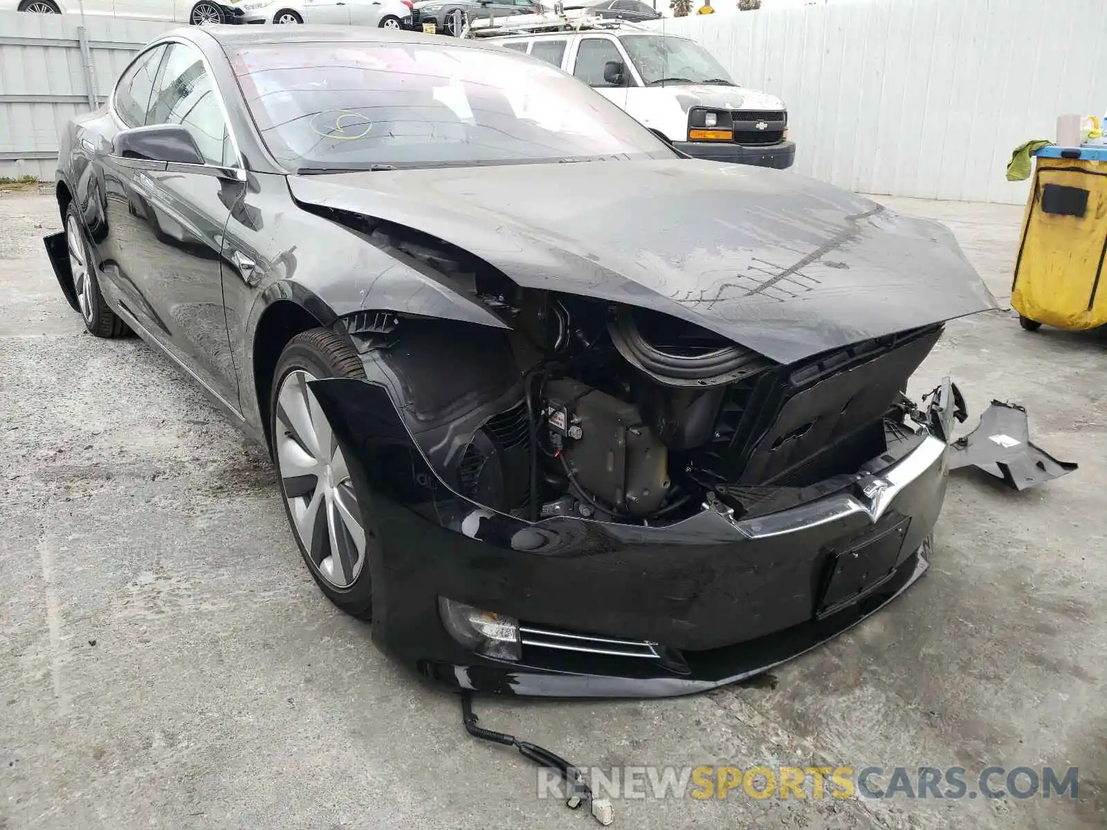 1 Photograph of a damaged car 5YJSA1E29LF408797 TESLA MODEL S 2020