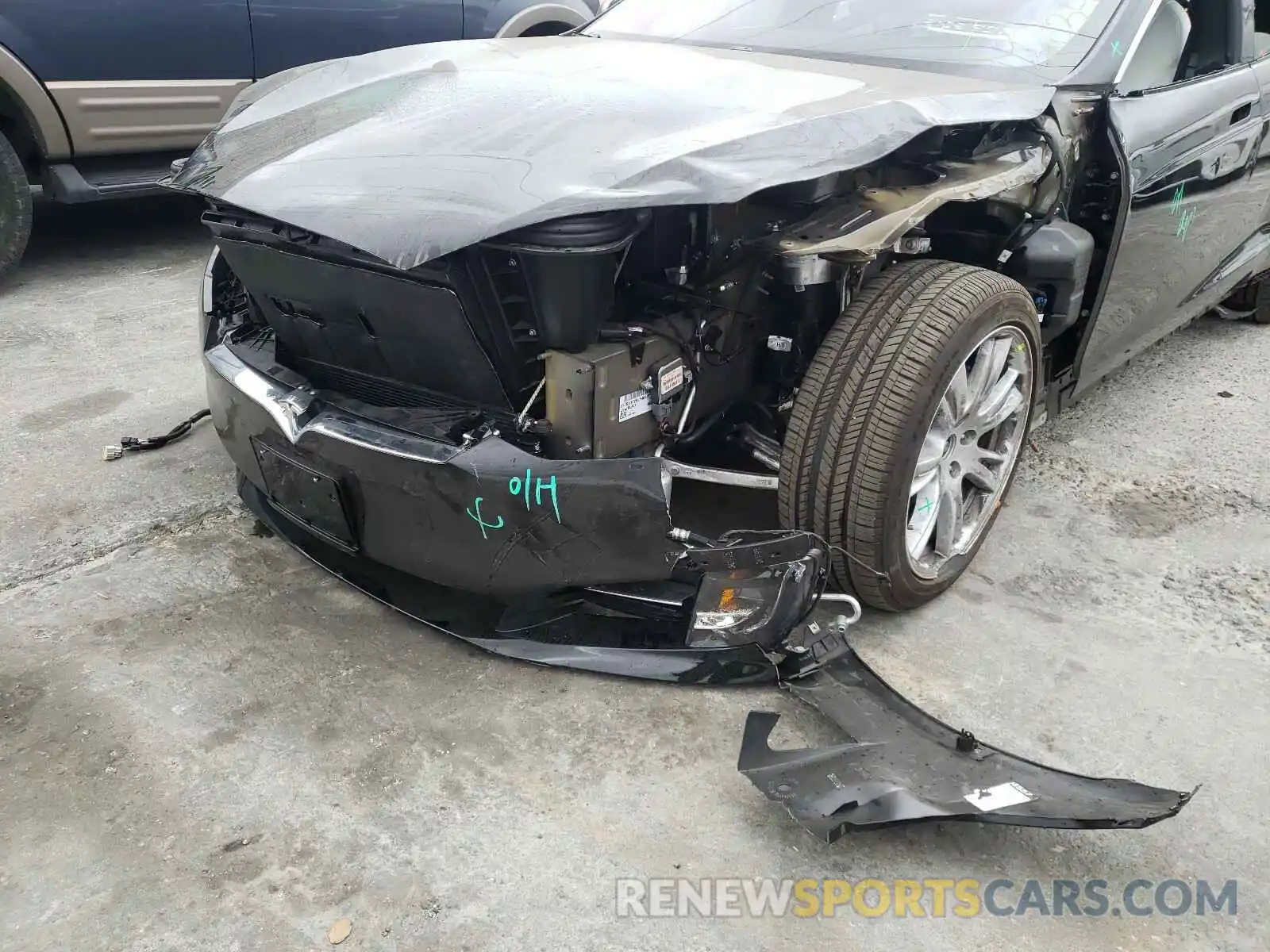 9 Photograph of a damaged car 5YJSA1E29LF408797 TESLA MODEL S 2020