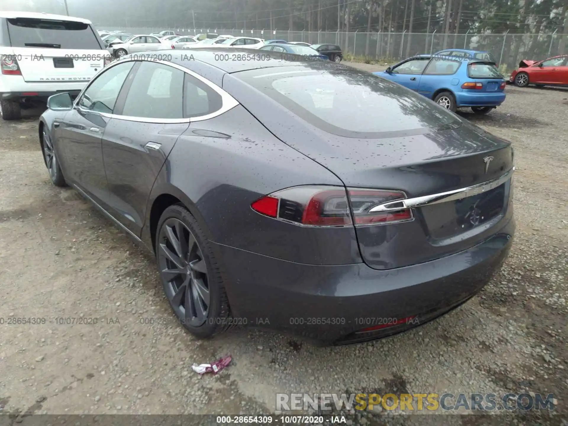 3 Фотография поврежденного автомобиля 5YJSA1E29LF411327 TESLA MODEL S 2020