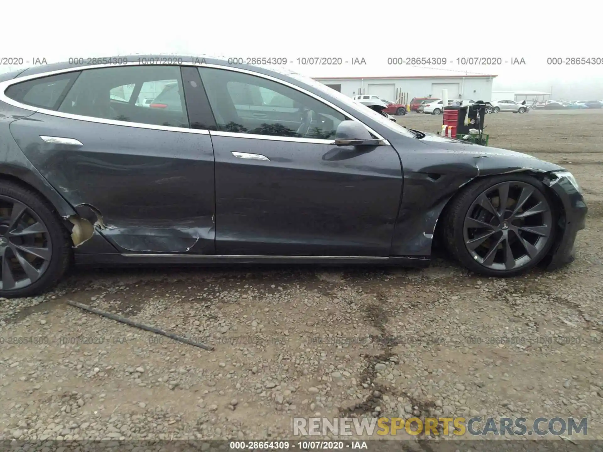 6 Photograph of a damaged car 5YJSA1E29LF411327 TESLA MODEL S 2020