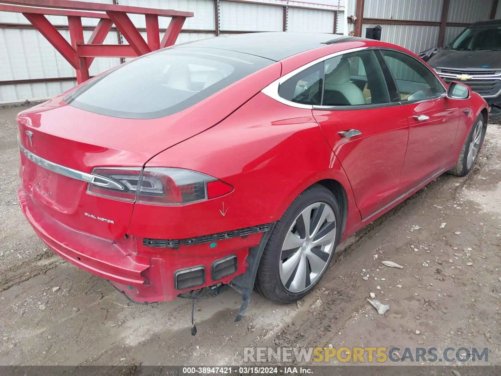 4 Photograph of a damaged car 5YJSA1E29LF416172 TESLA MODEL S 2020