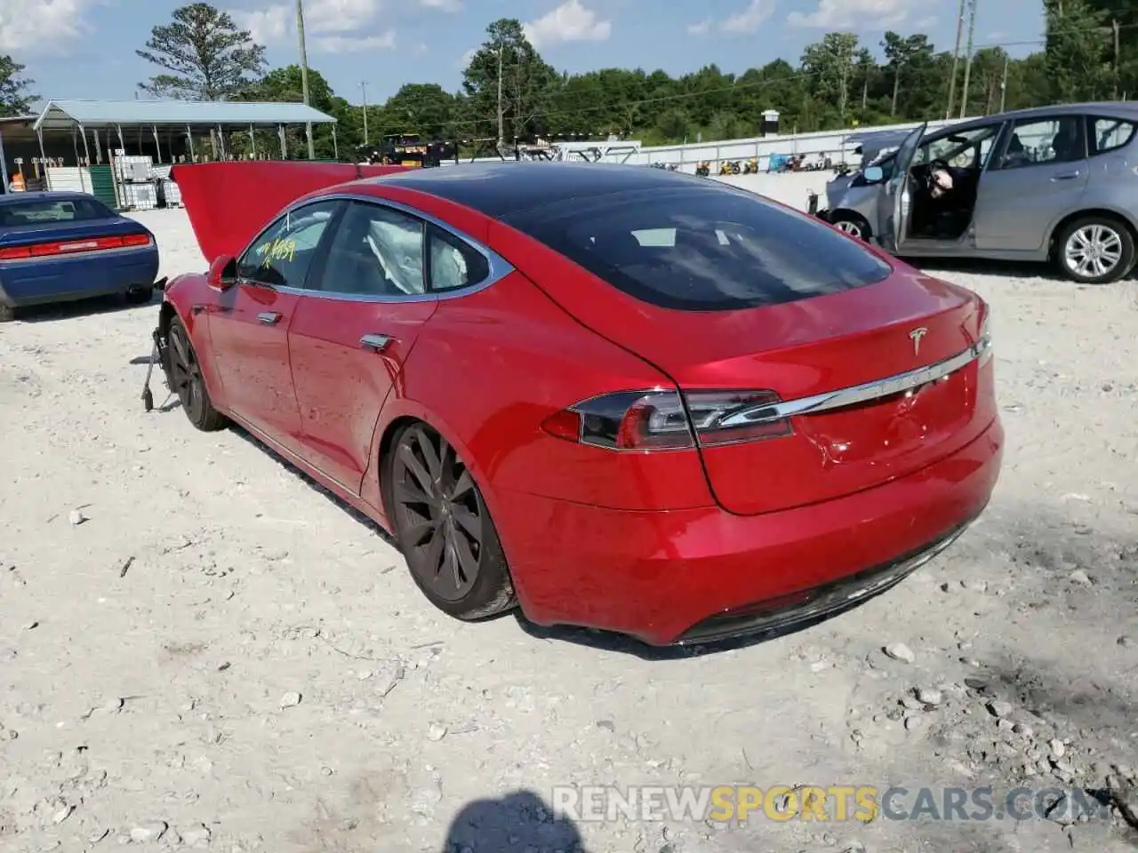 3 Photograph of a damaged car 5YJSA1E2XLF370626 TESLA MODEL S 2020