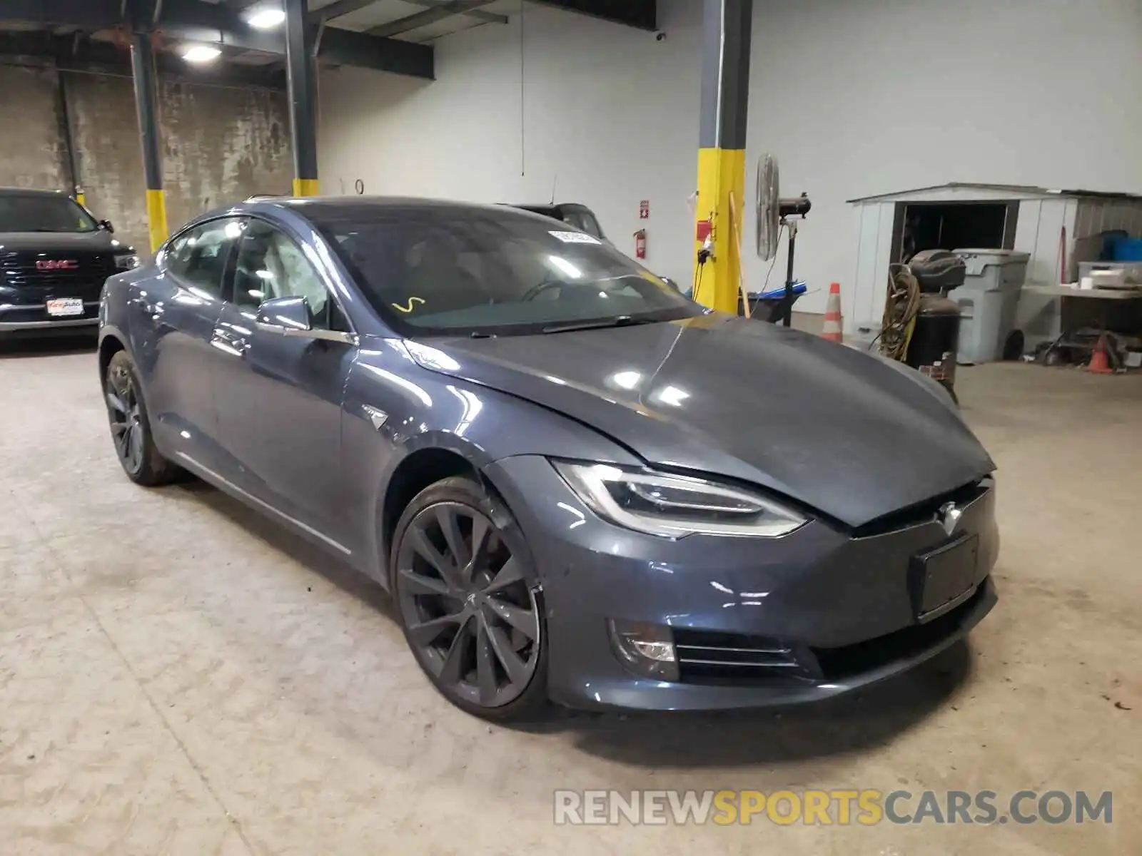 1 Photograph of a damaged car 5YJSA1E2XLF398622 TESLA MODEL S 2020