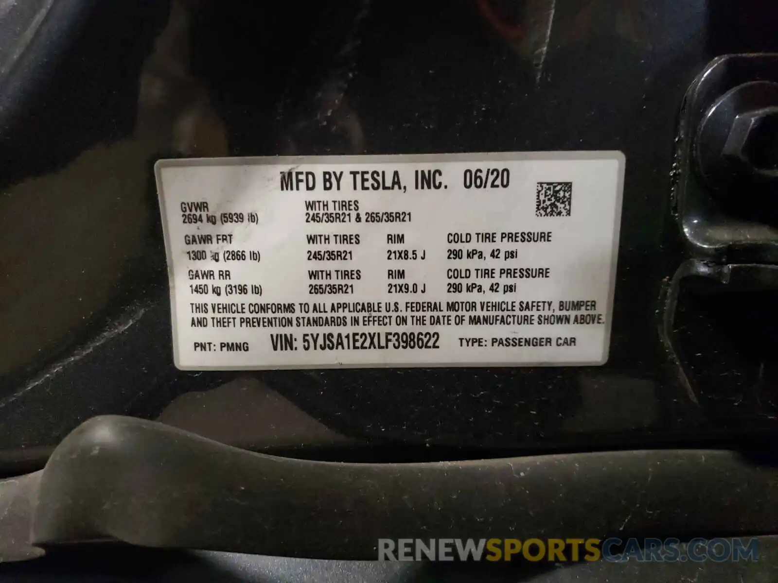 10 Photograph of a damaged car 5YJSA1E2XLF398622 TESLA MODEL S 2020