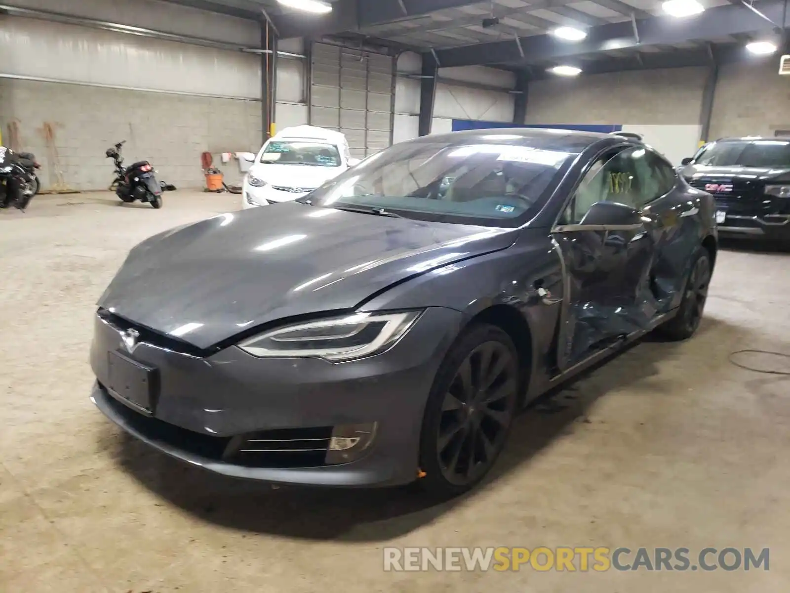 2 Photograph of a damaged car 5YJSA1E2XLF398622 TESLA MODEL S 2020