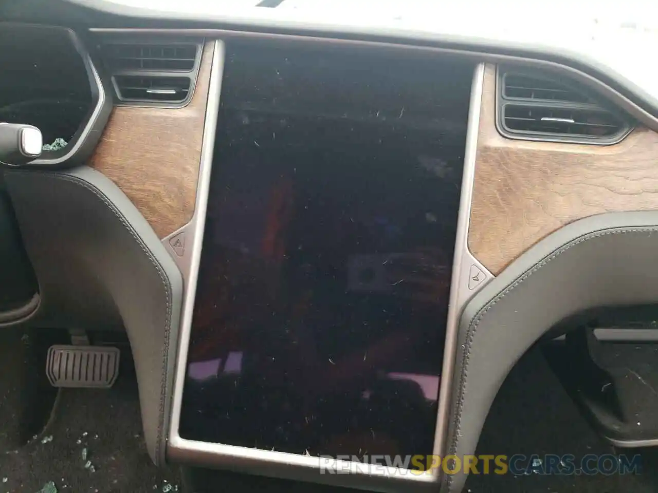 8 Photograph of a damaged car 5YJSA1E2XLF403009 TESLA MODEL S 2020